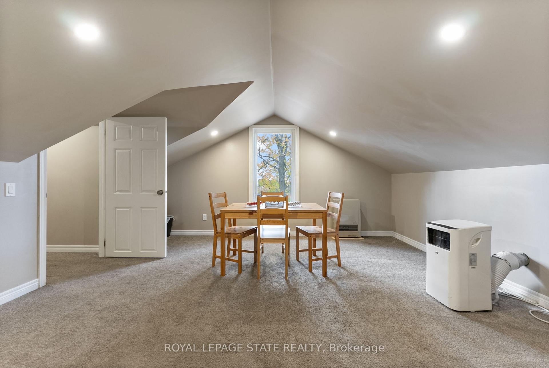 Photo 27 of 2329 Powerline Road W, Hamilton, Rural Ancaster — HOMEH