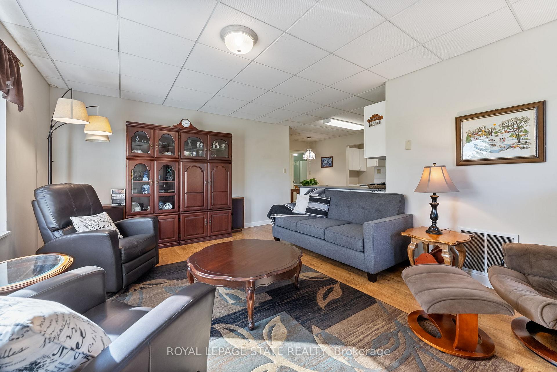 Photo 38 of 2329 Powerline Road W, Hamilton, Rural Ancaster — HOMEH