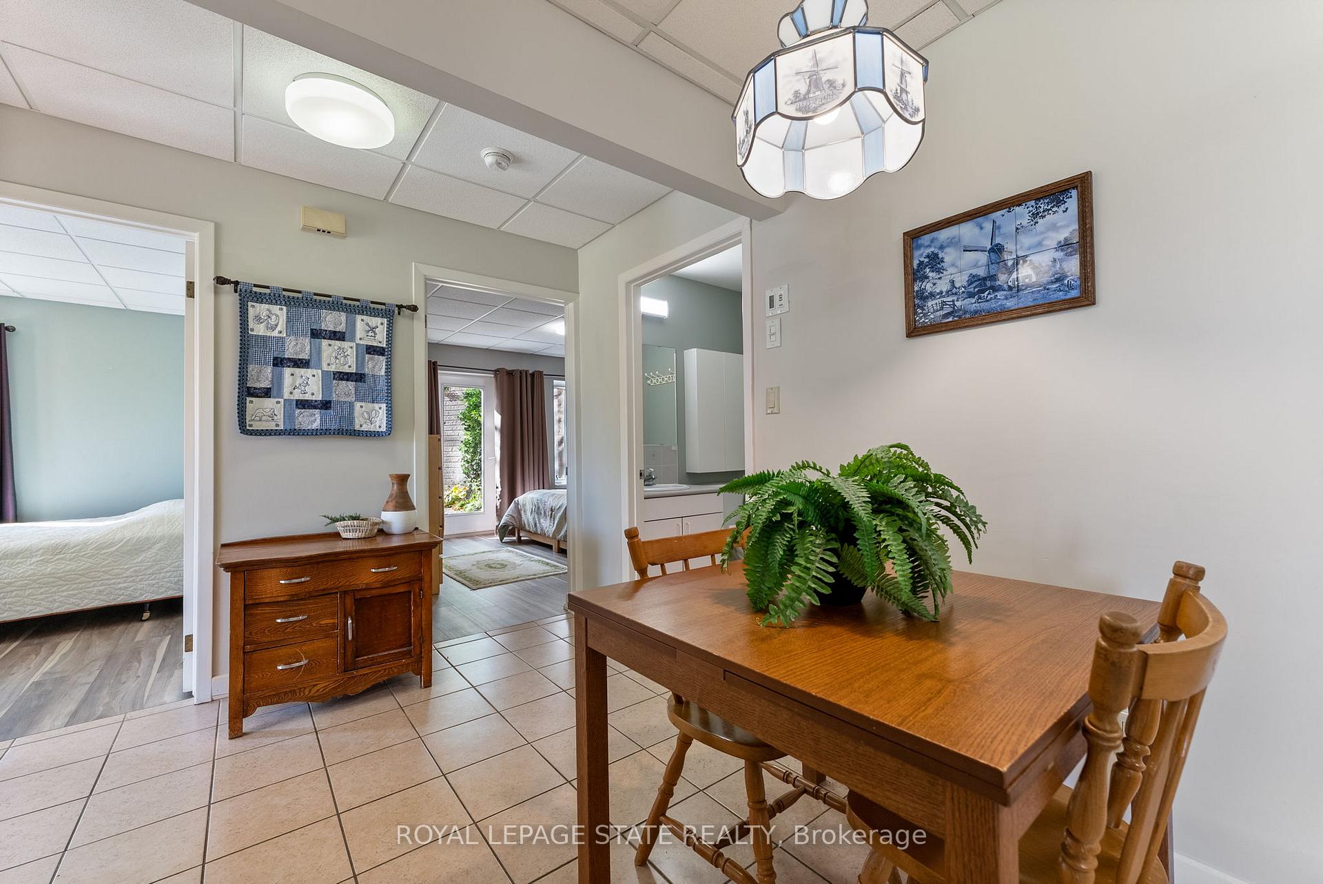 Photo 39 of 2329 Powerline Road W, Hamilton, Rural Ancaster — HOMEH