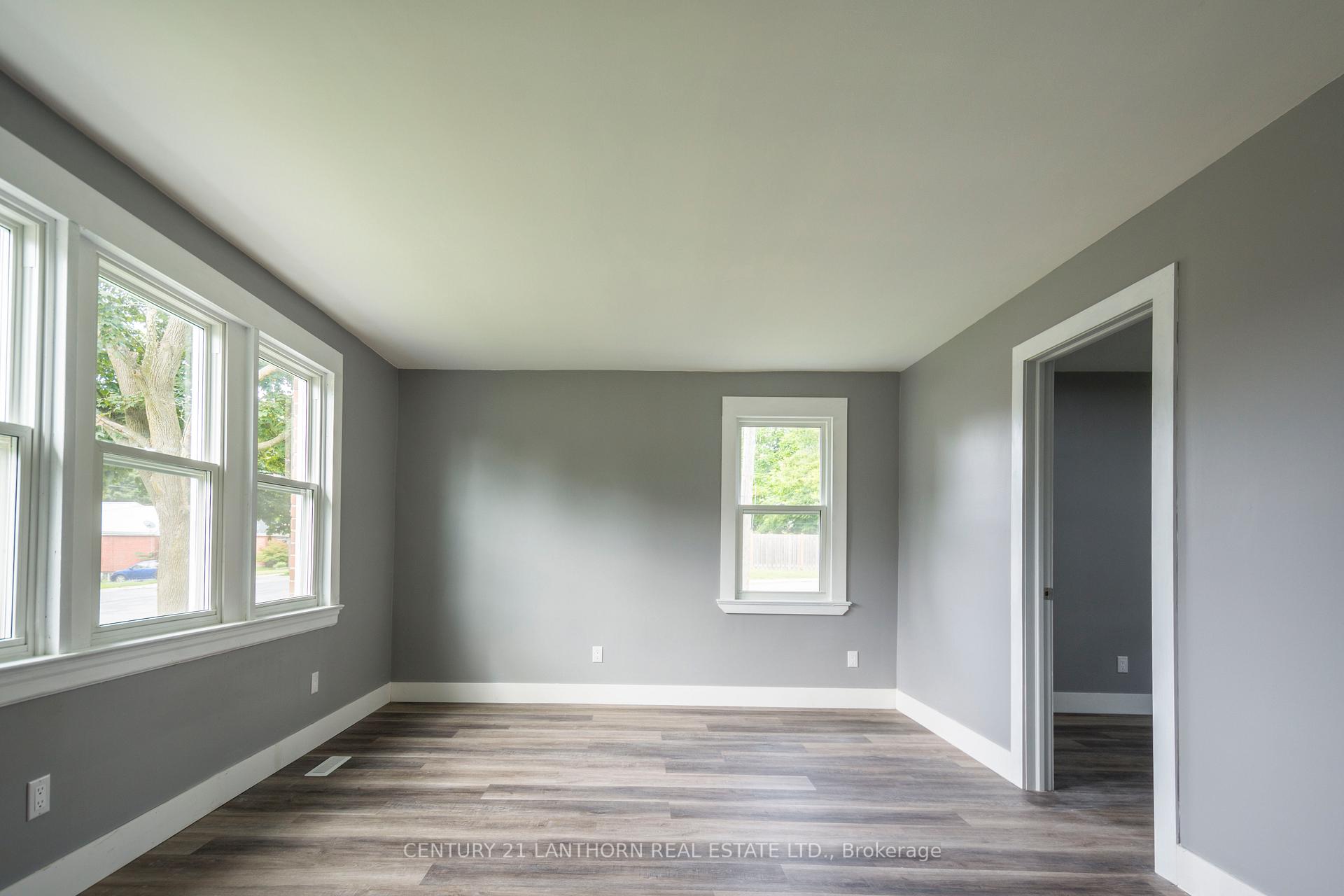 Photo 5 of 66 Crestview Avenue, Belleville, Belleville Ward — HOMEH