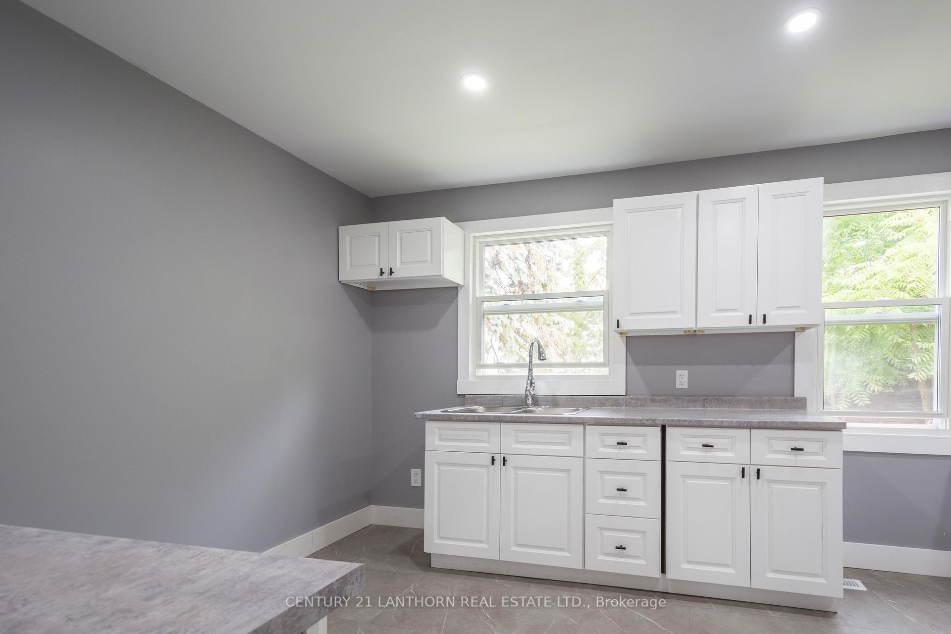 Photo 9 of 66 Crestview Avenue, Belleville, Belleville Ward — HOMEH