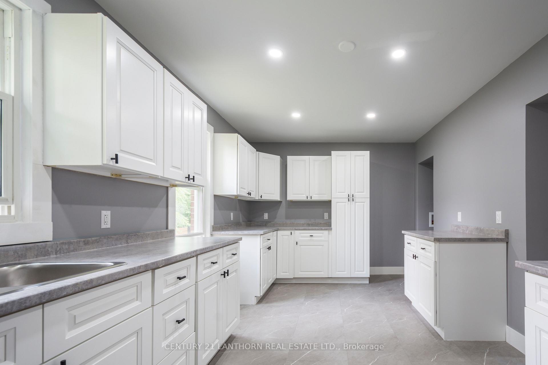 Photo 10 of 66 Crestview Avenue, Belleville, Belleville Ward — HOMEH