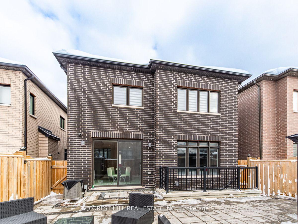 Photo 45 of 6 Yvette Street, Whitby, Rural Whitby — HOMEH