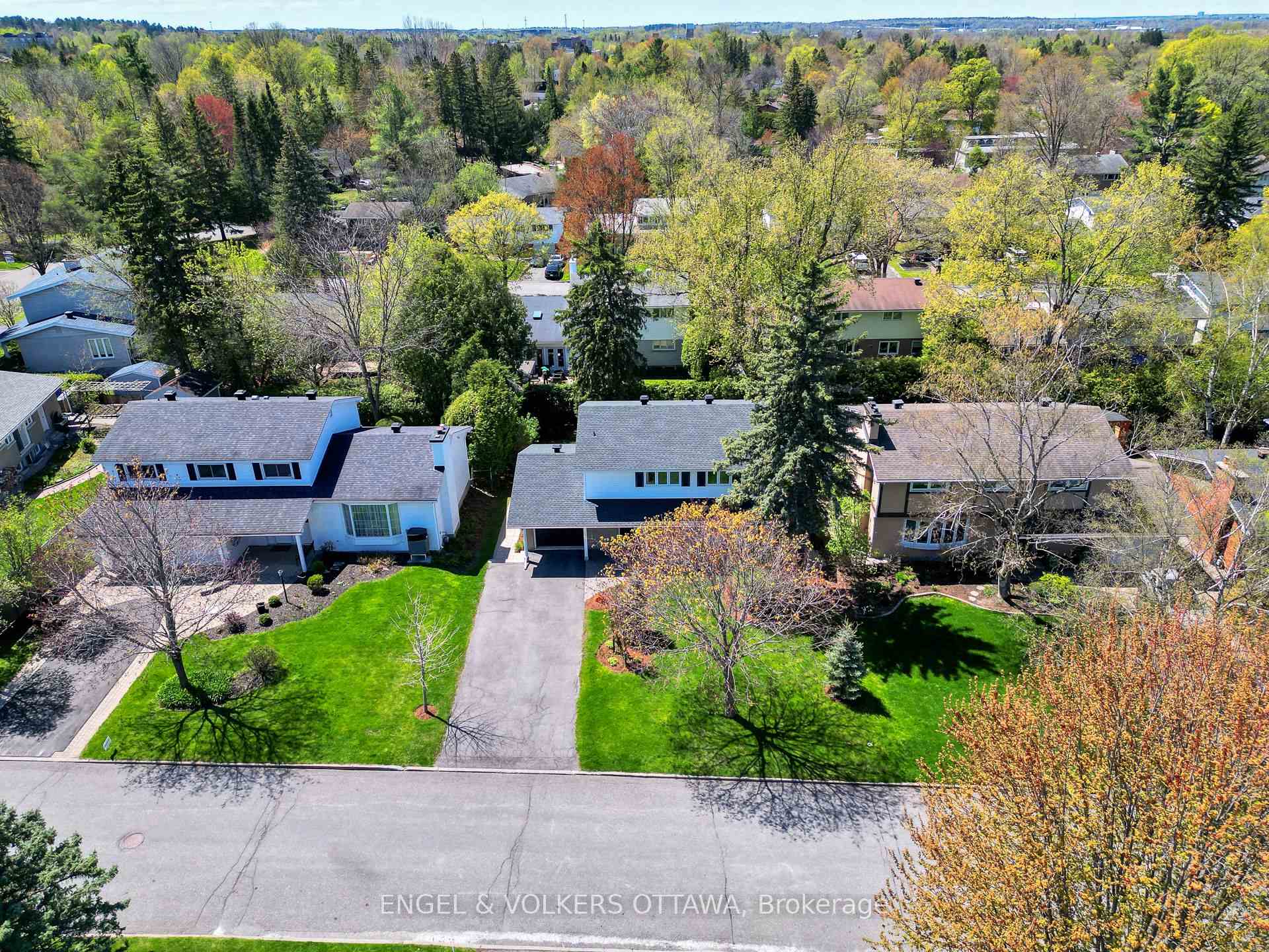 Photo 36 of 6 Queensline Drive, Ottawa, Bruce Farm/Graham Park/Qualicum/Bellands — HOMEH