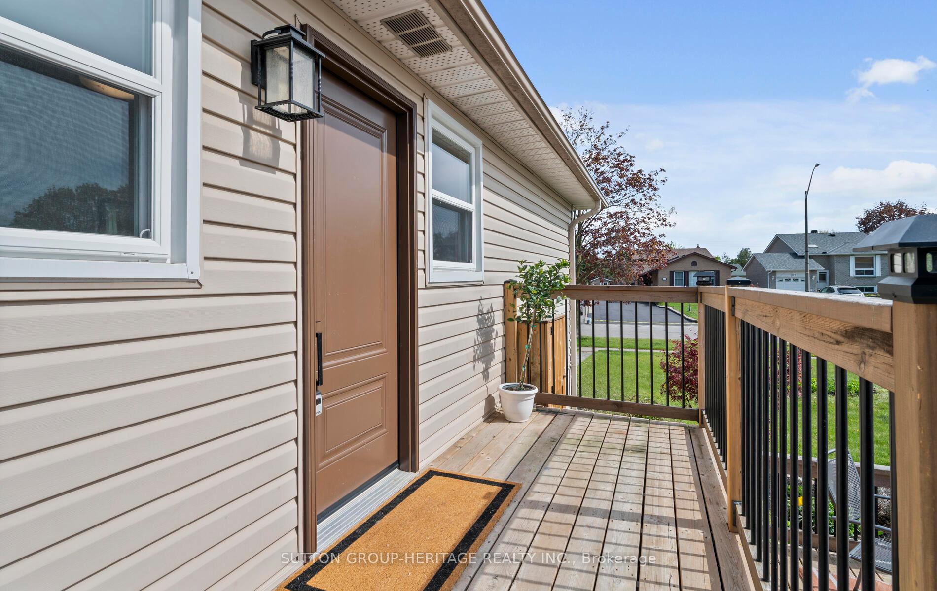 Photo 11 of 194 Seneca Avenue, Oshawa, Samac — HOMEH