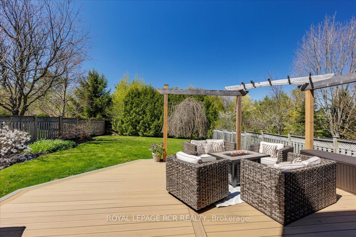 Photo 40 of 54 Benville Crescent, Aurora, Aurora Estates — HOMEH