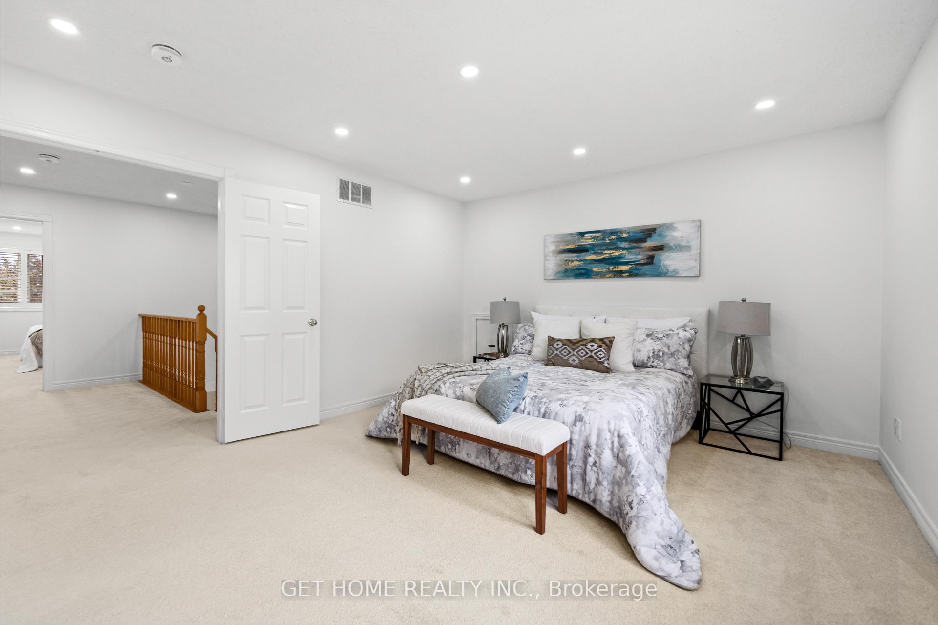 Photo 28 of 48 Niagara Drive, Oshawa, Samac — HOMEH