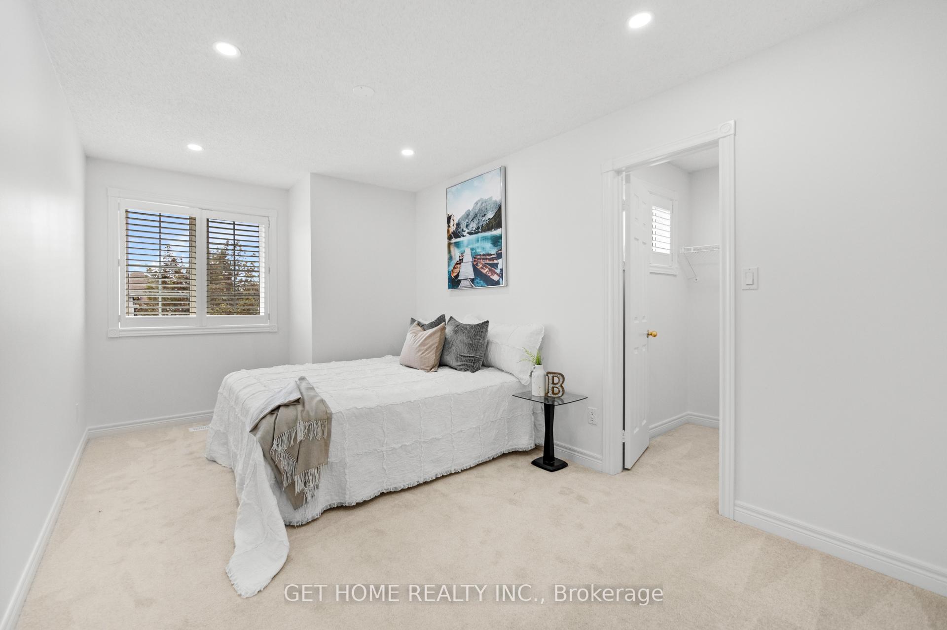 Photo 34 of 48 Niagara Drive, Oshawa, Samac — HOMEH
