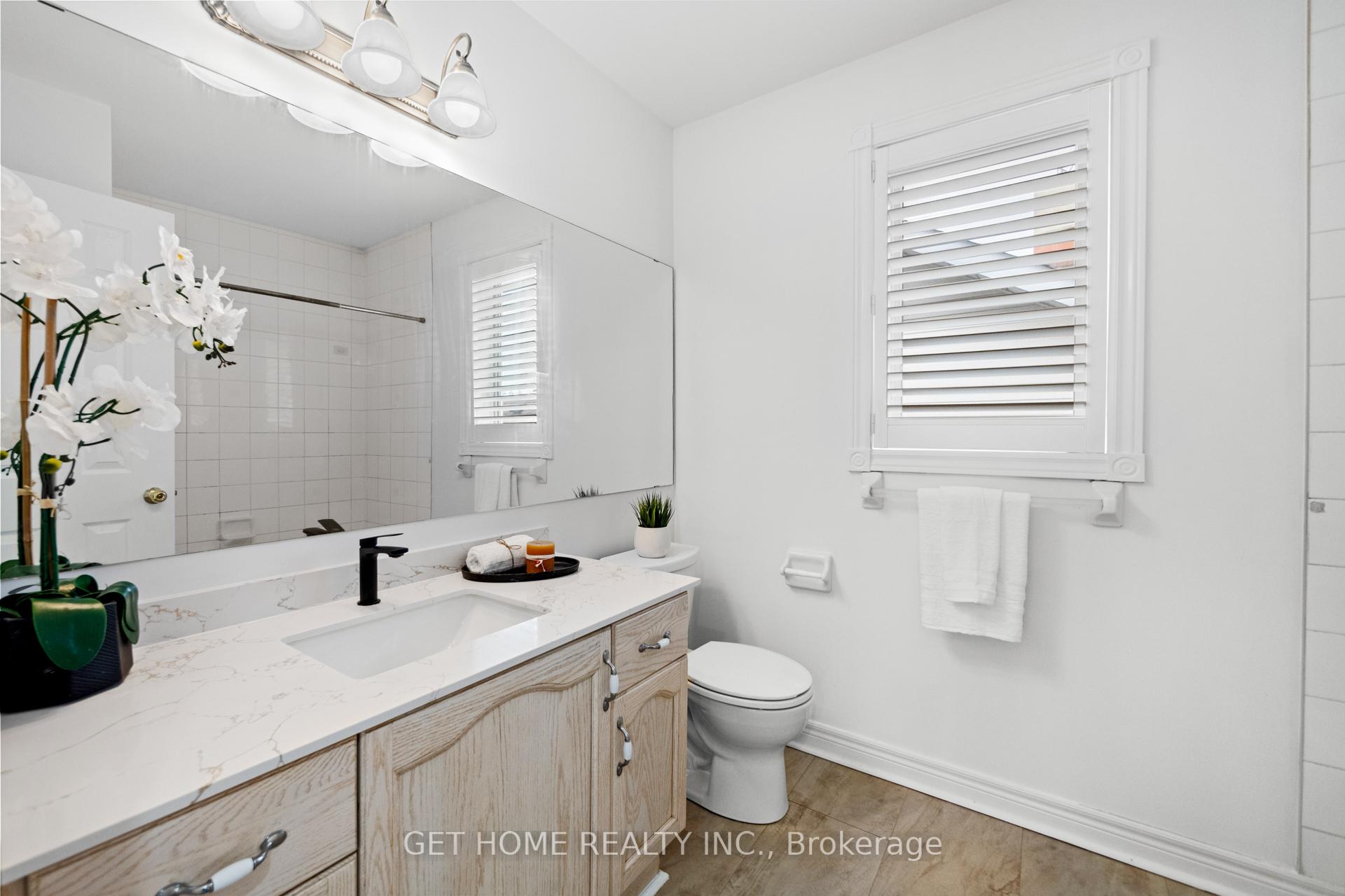 Photo 49 of 48 Niagara Drive, Oshawa, Samac — HOMEH