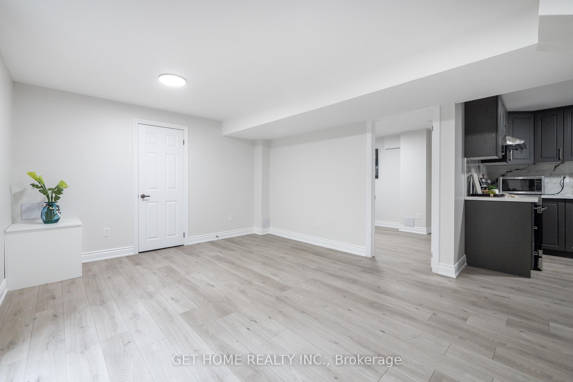 Photo 36 of 48 Niagara Drive, Oshawa, Samac — HOMEH