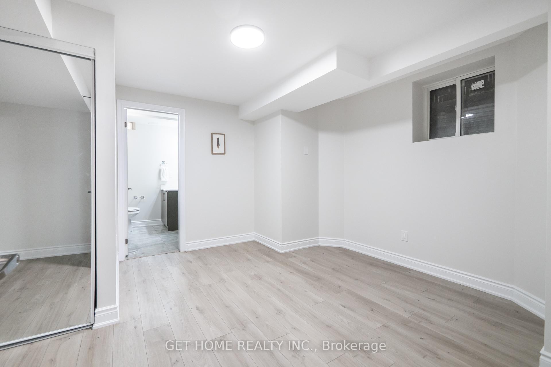 Photo 40 of 48 Niagara Drive, Oshawa, Samac — HOMEH