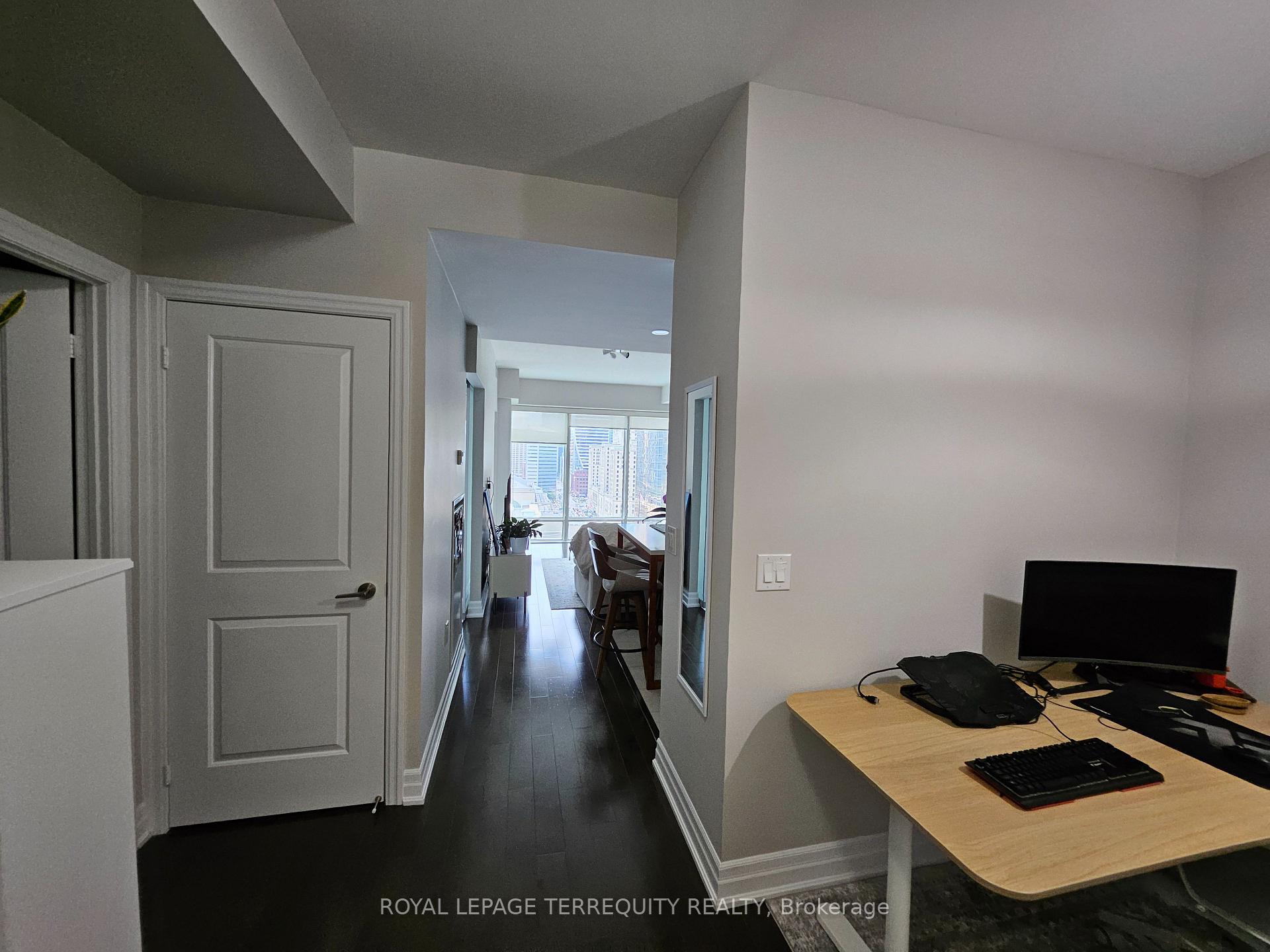Photo 28 of Unit 1704, 8 The Esplanade, Toronto, Waterfront Communities — HOMEH