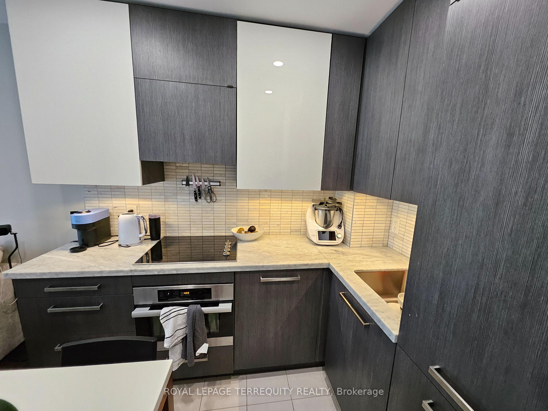 Photo 25 of Unit 1704, 8 The Esplanade, Toronto, Waterfront Communities — HOMEH