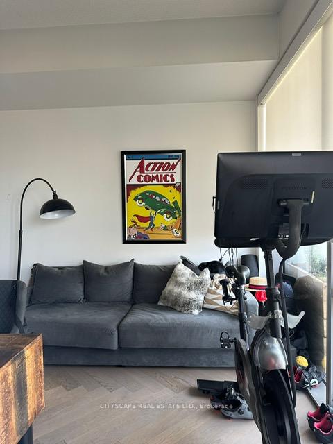 Photo 4 of Unit 702, 70 Distillery Lane, Toronto, Waterfront Communities — HOMEH