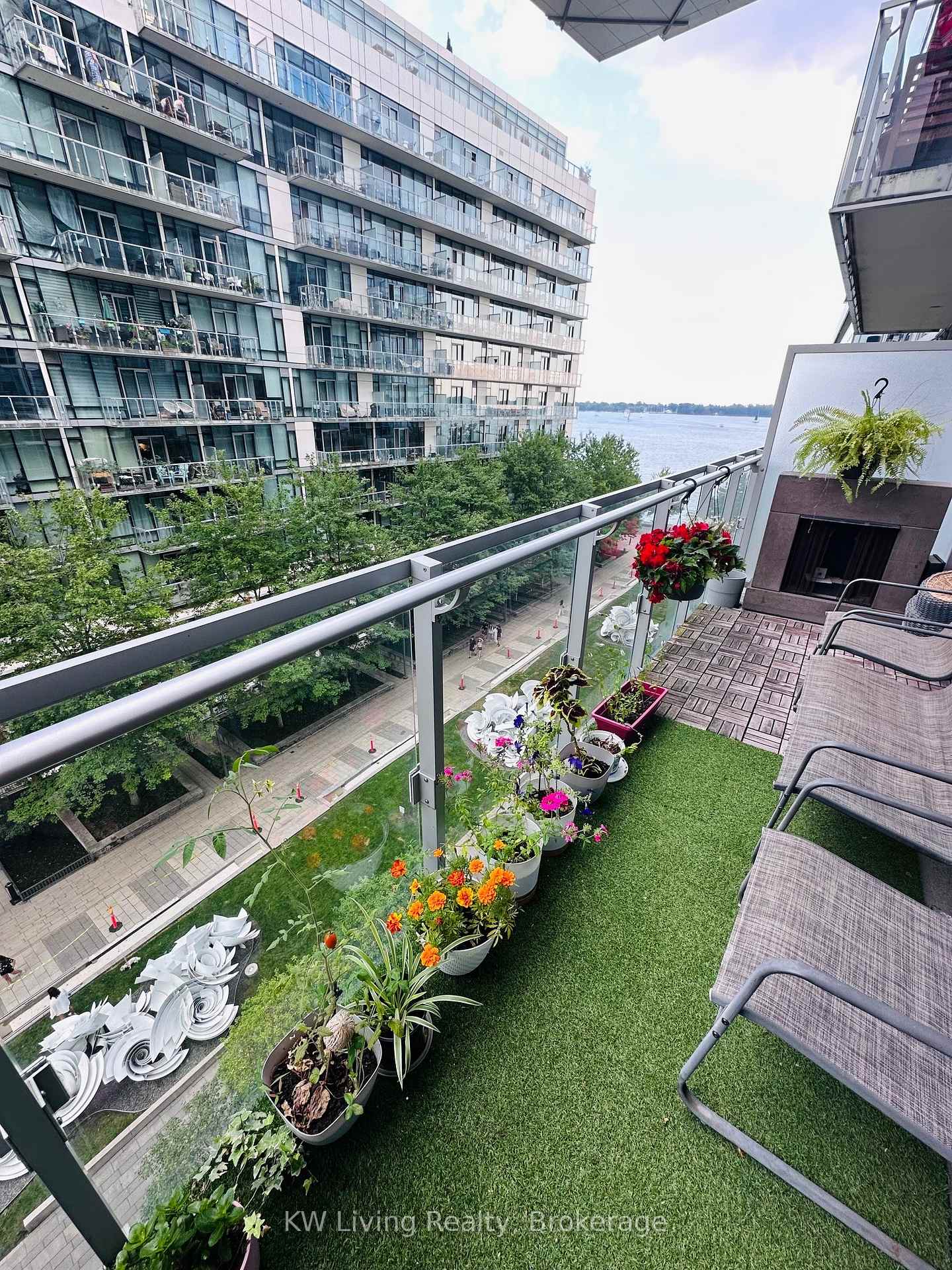 Photo 15 of Unit 622, 29 Queens Quay E, Toronto, Waterfront Communities — HOMEH