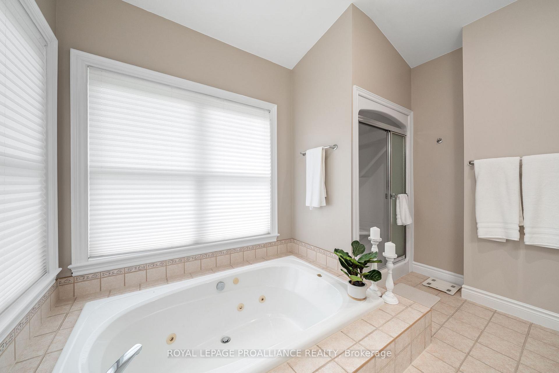 Photo 23 of 8857 Racetrack Road, Hamilton Township, Rural Hamilton — HOMEH