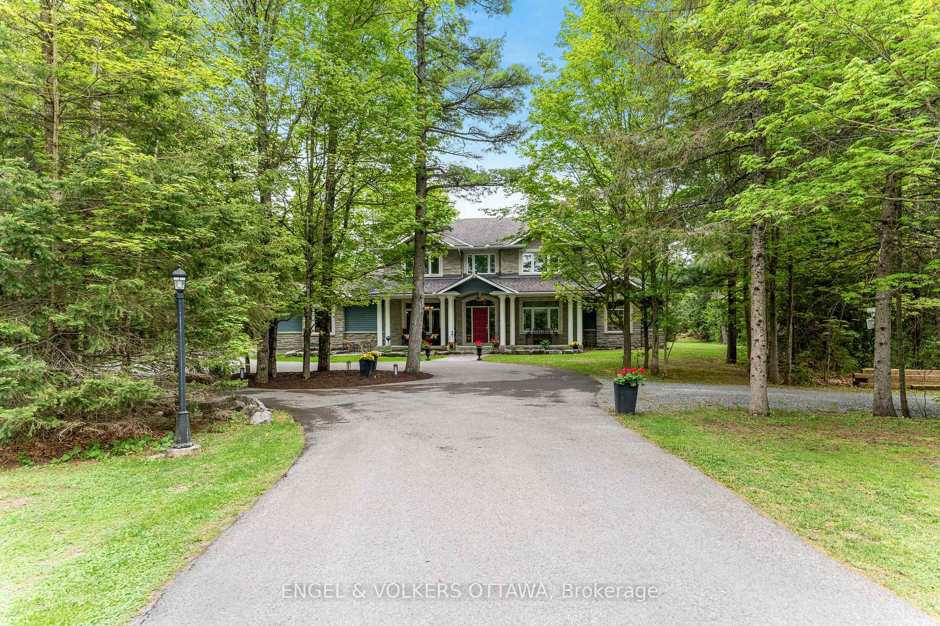 Photo 1 of 5 Carlisle Circle, Ottawa, Remainder of Stittsville & Area — HOMEH