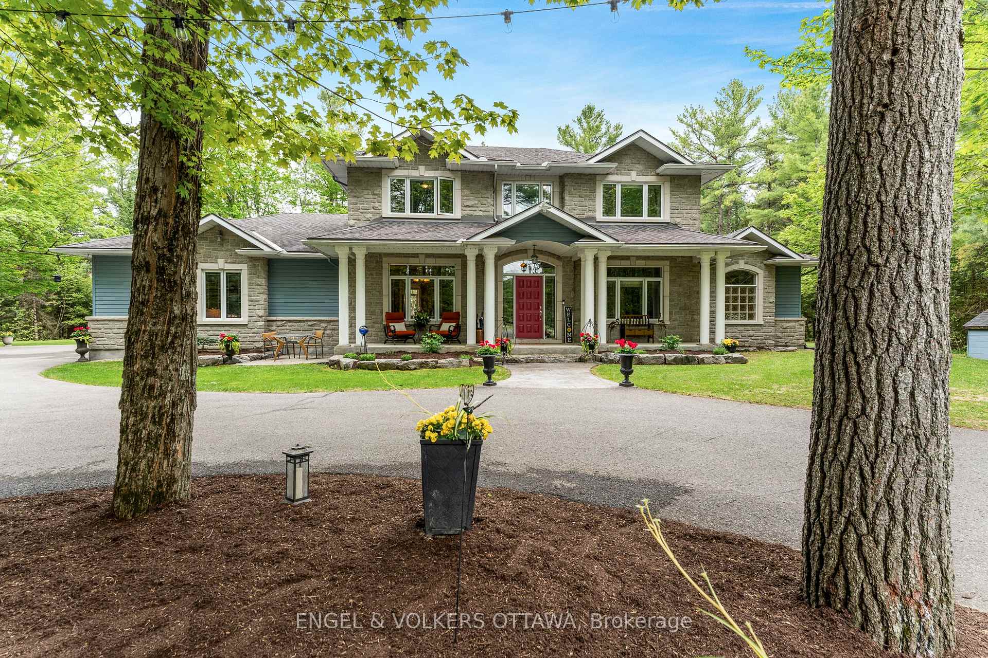 Photo 7 of 5 Carlisle Circle, Ottawa, Remainder of Stittsville & Area — HOMEH