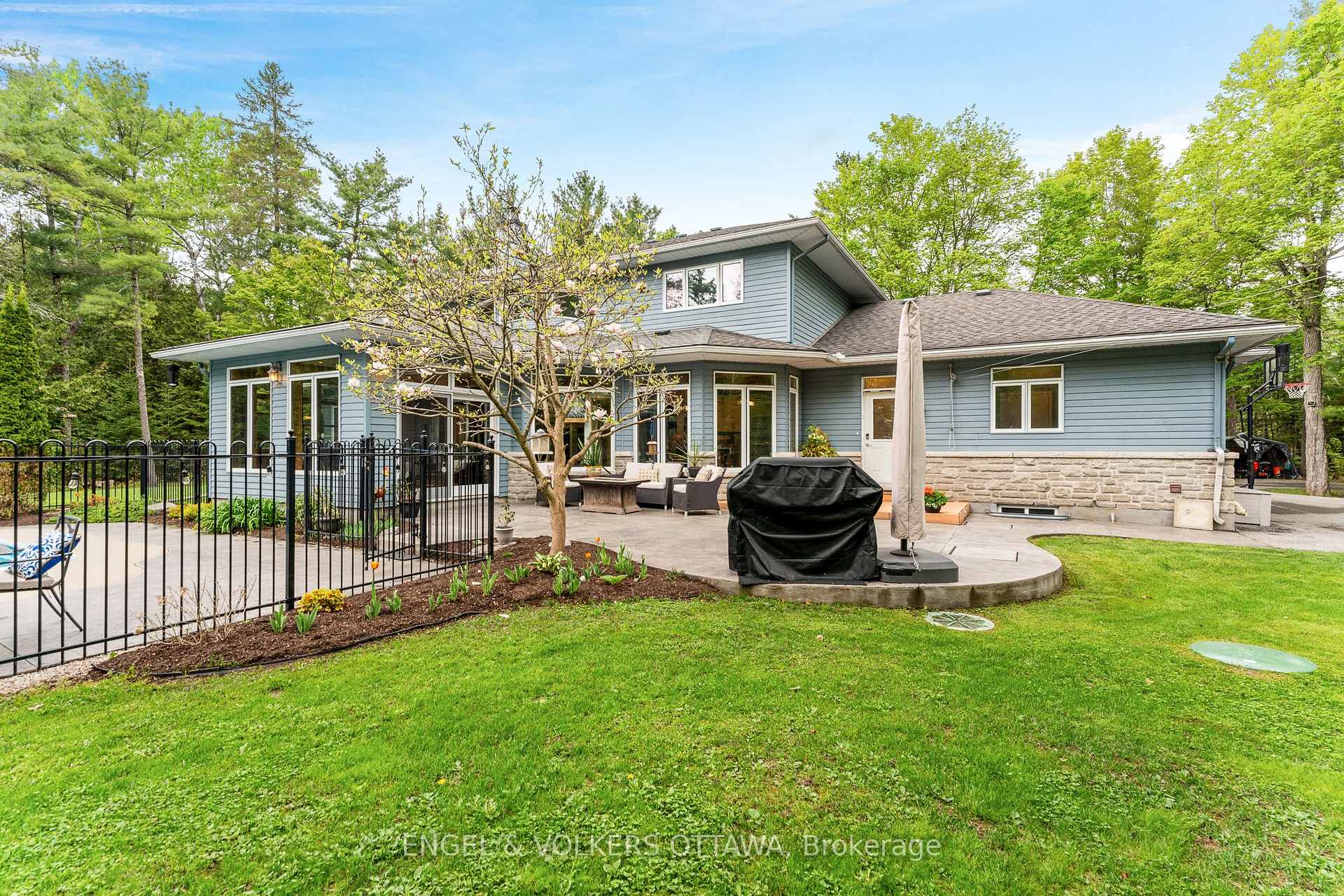 Photo 48 of 5 Carlisle Circle, Ottawa, Remainder of Stittsville & Area — HOMEH