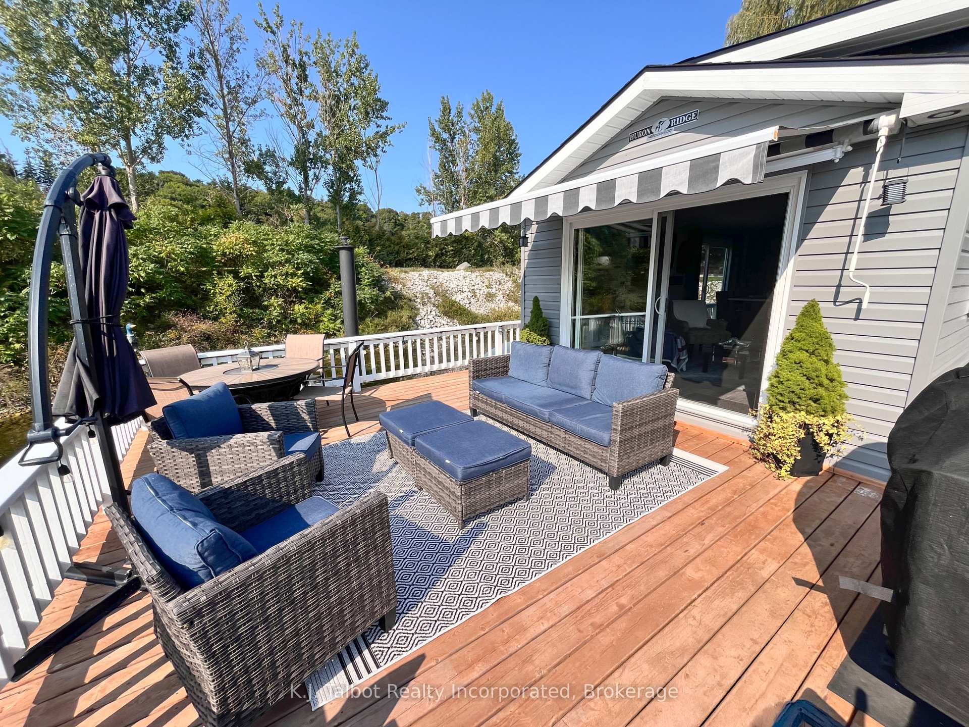 Photo 29 of 100 North Harbour Road W, Goderich, Goderich Town — HOMEH