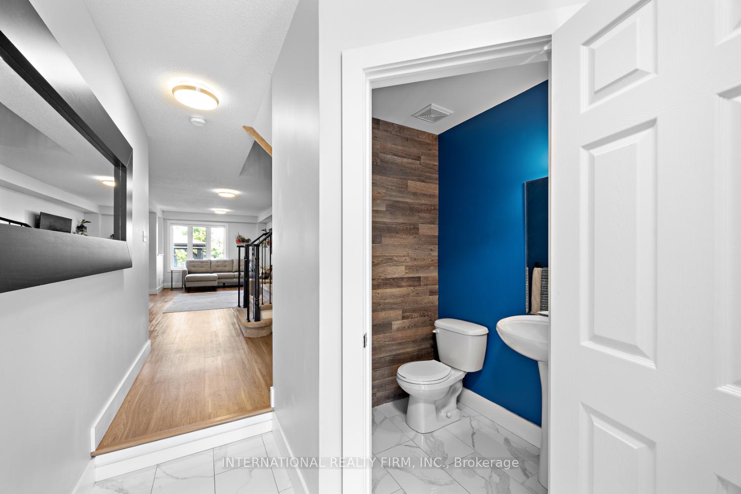 Photo 4 of 79 Westover Drive, Clarington, Bowmanville — HOMEH