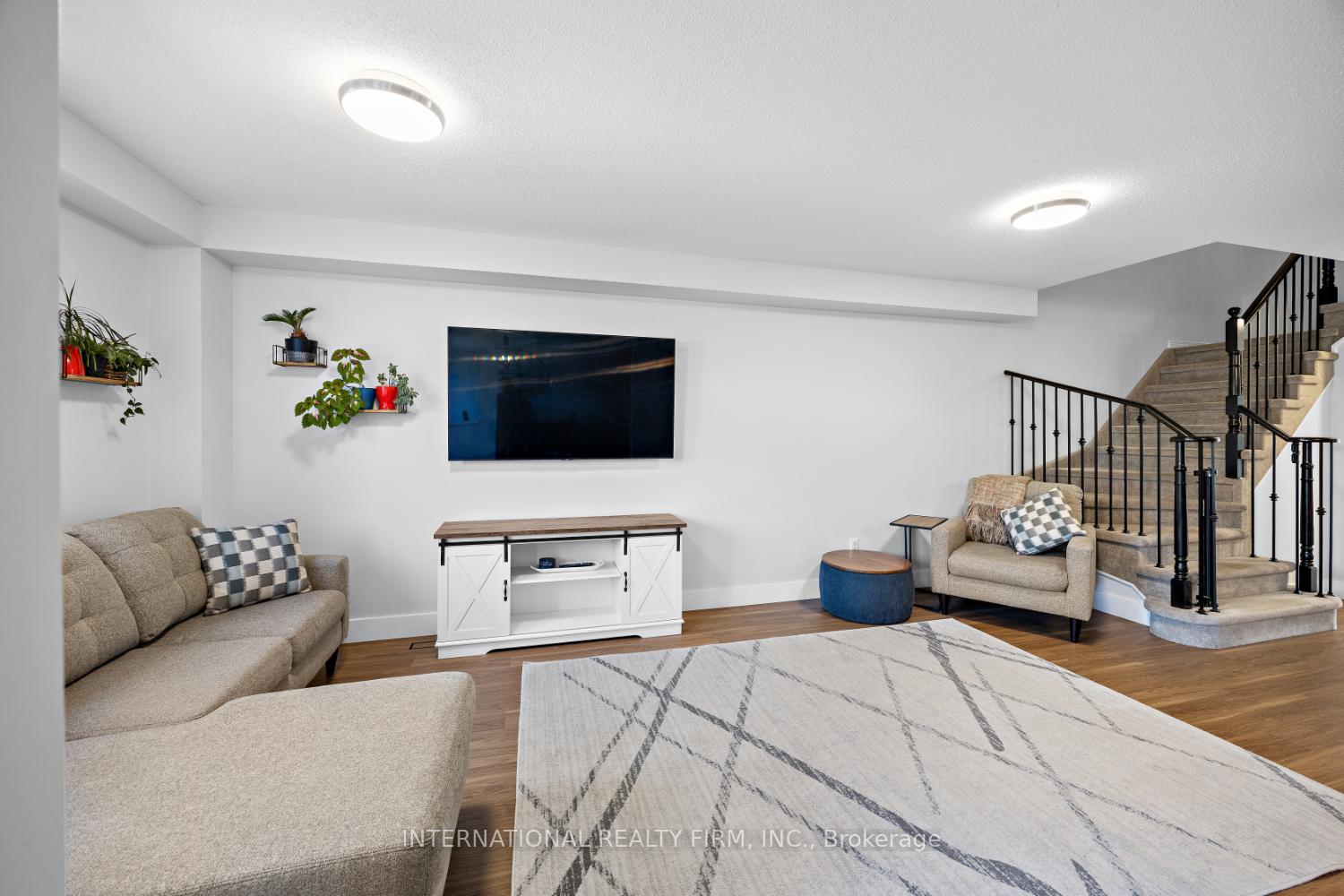 Photo 12 of 79 Westover Drive, Clarington, Bowmanville — HOMEH