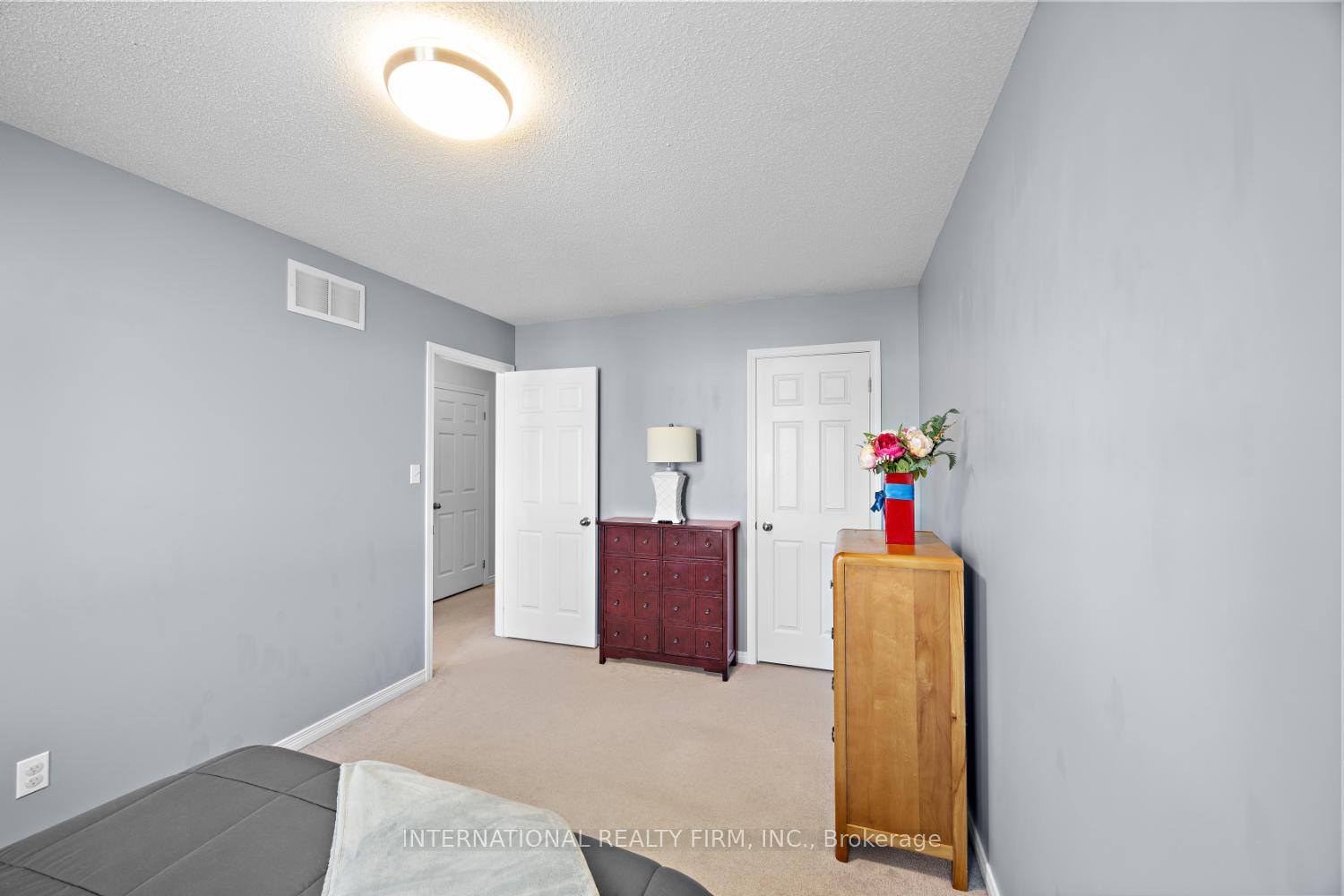Photo 25 of 79 Westover Drive, Clarington, Bowmanville — HOMEH