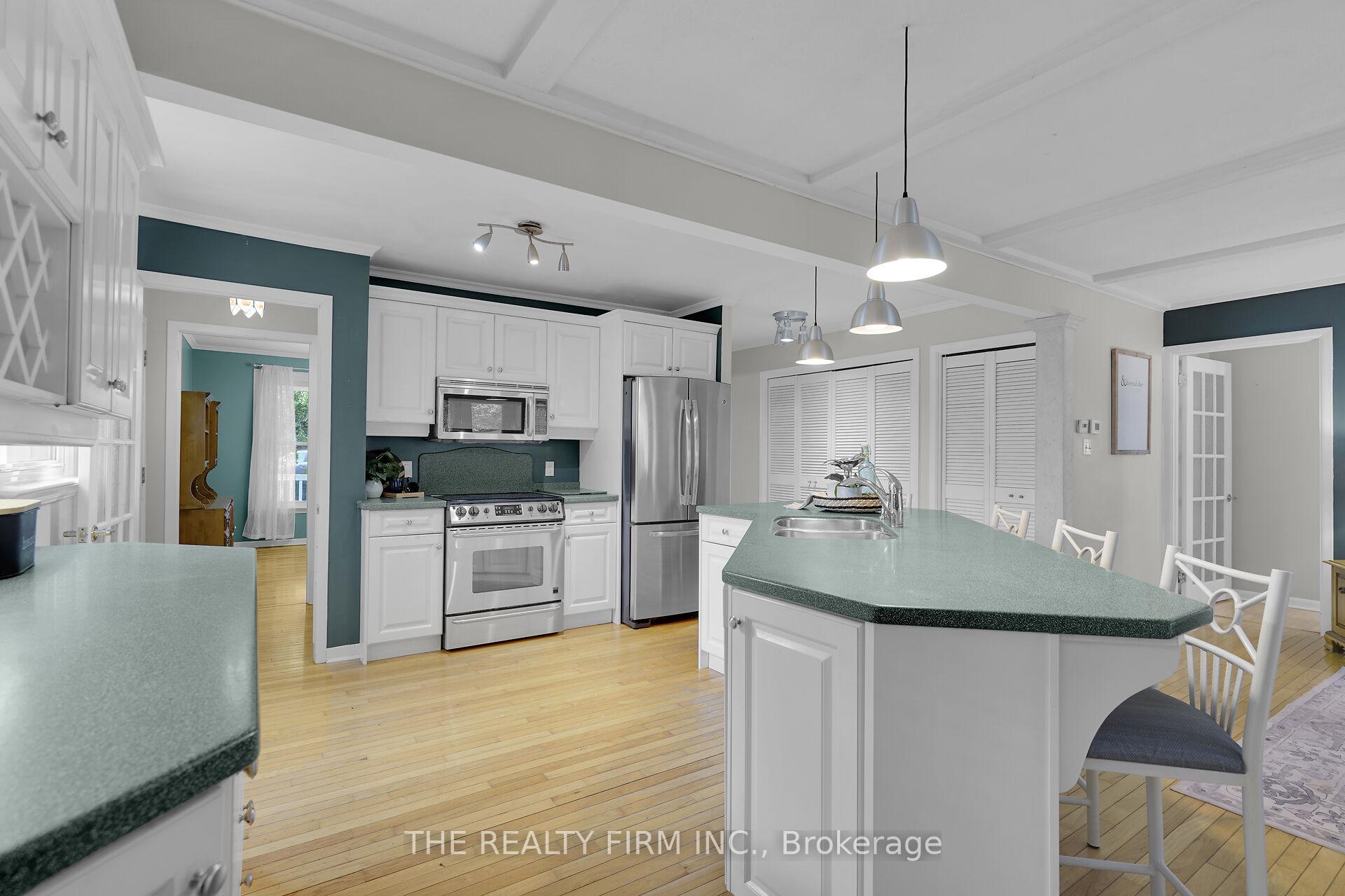Photo 8 of 128 Queen Street, Thames Centre, Dorchester — HOMEH