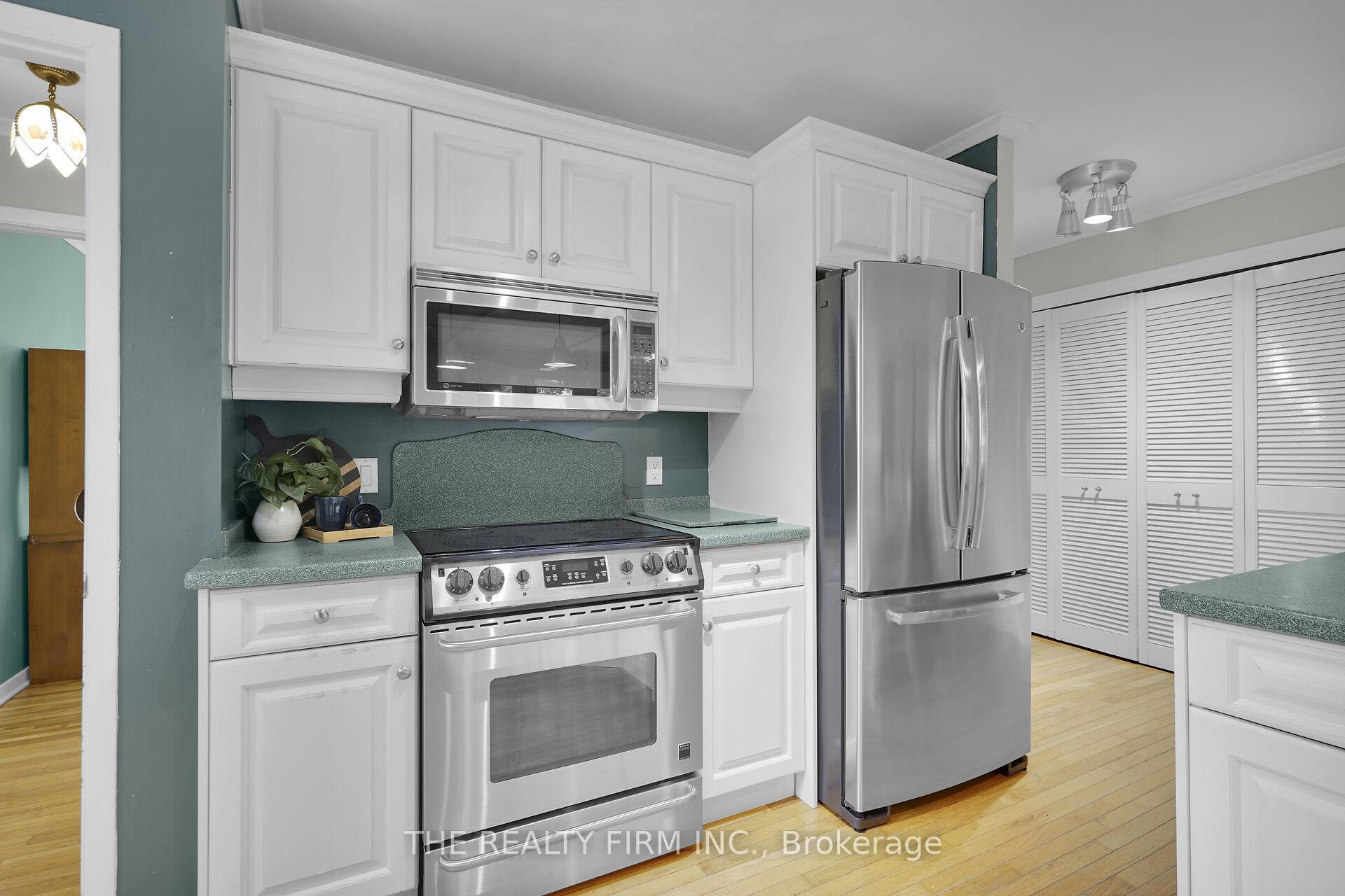 Photo 7 of 128 Queen Street, Thames Centre, Dorchester — HOMEH