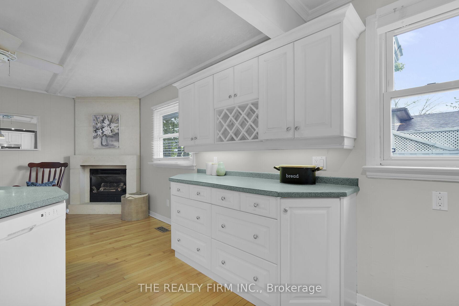 Photo 10 of 128 Queen Street, Thames Centre, Dorchester — HOMEH