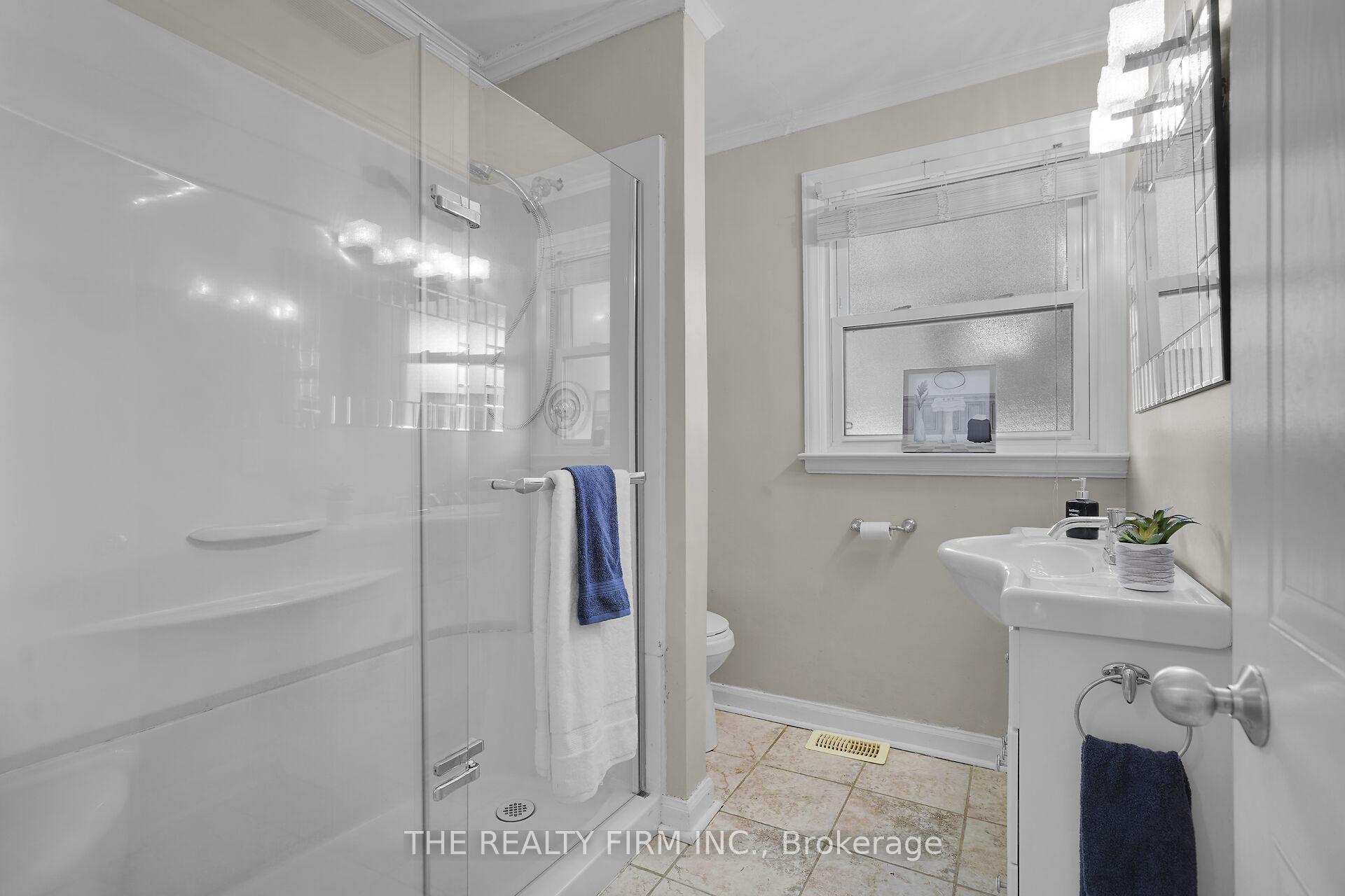 Photo 25 of 128 Queen Street, Thames Centre, Dorchester — HOMEH