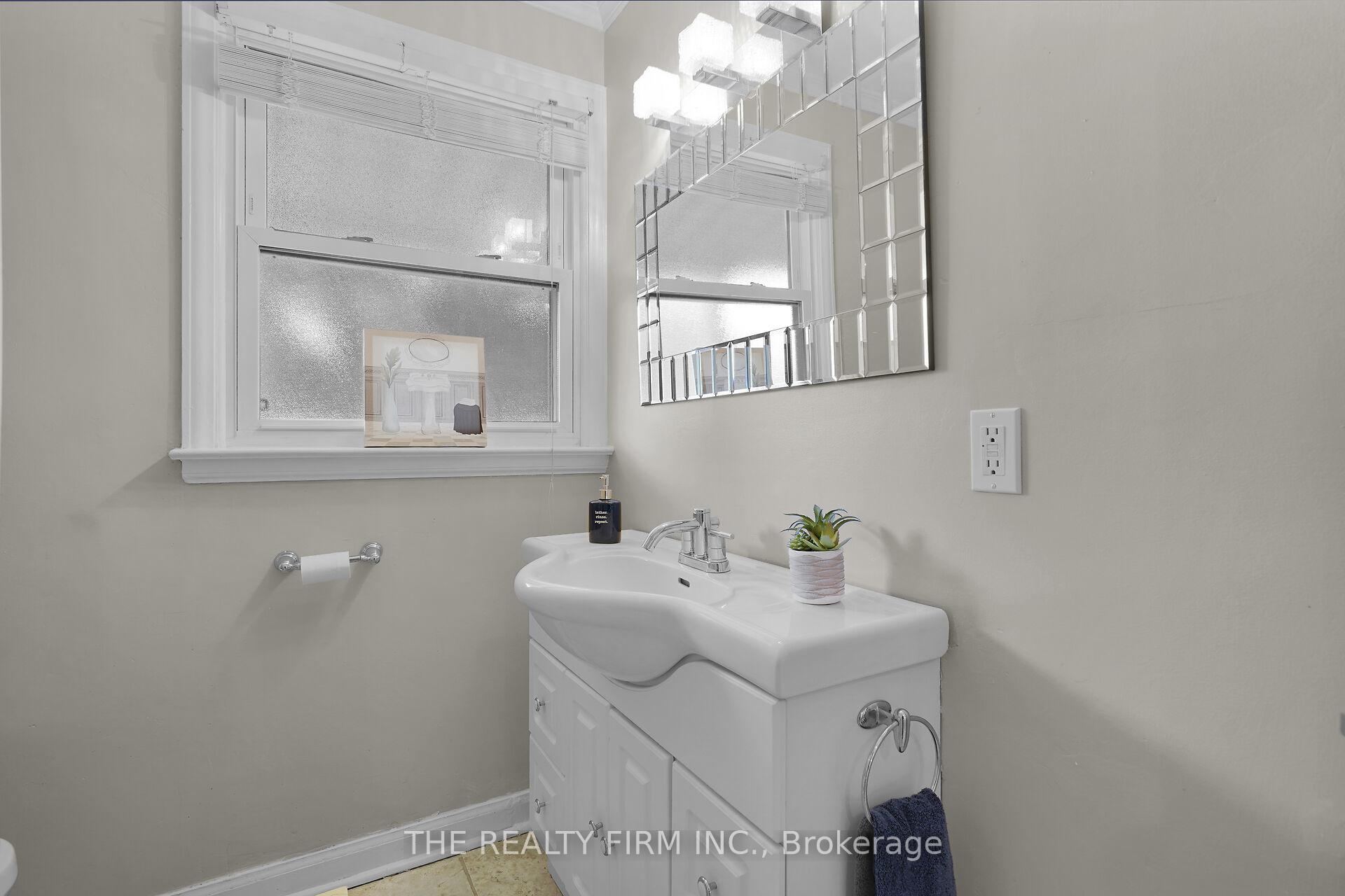 Photo 28 of 128 Queen Street, Thames Centre, Dorchester — HOMEH