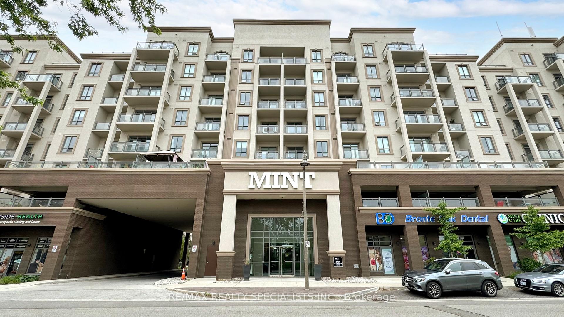 Front of Unit 822, 2486 Old Bronte Road