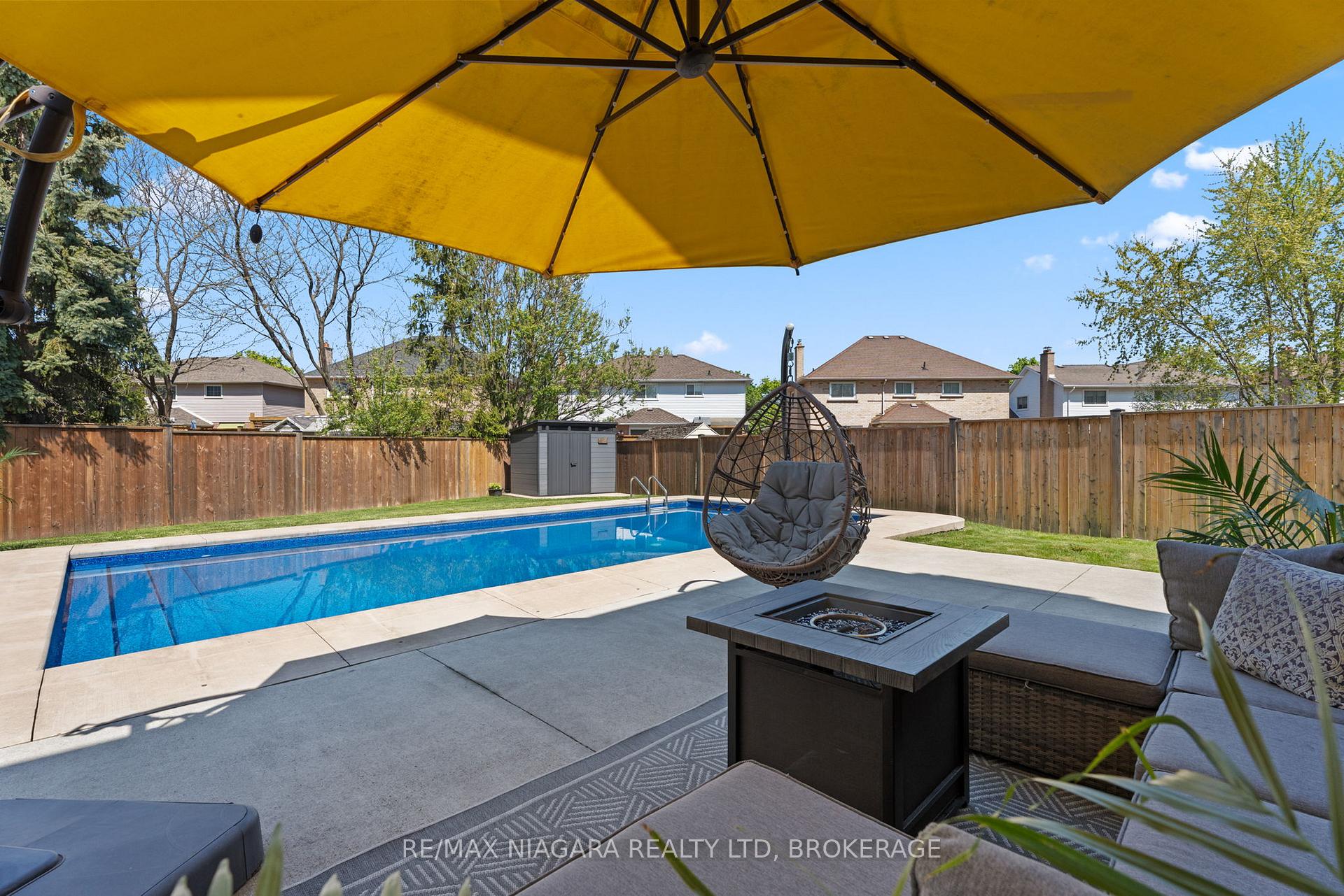 Photo 26 of 14 Walters Court, St. Catharines, Grapeview — HOMEH