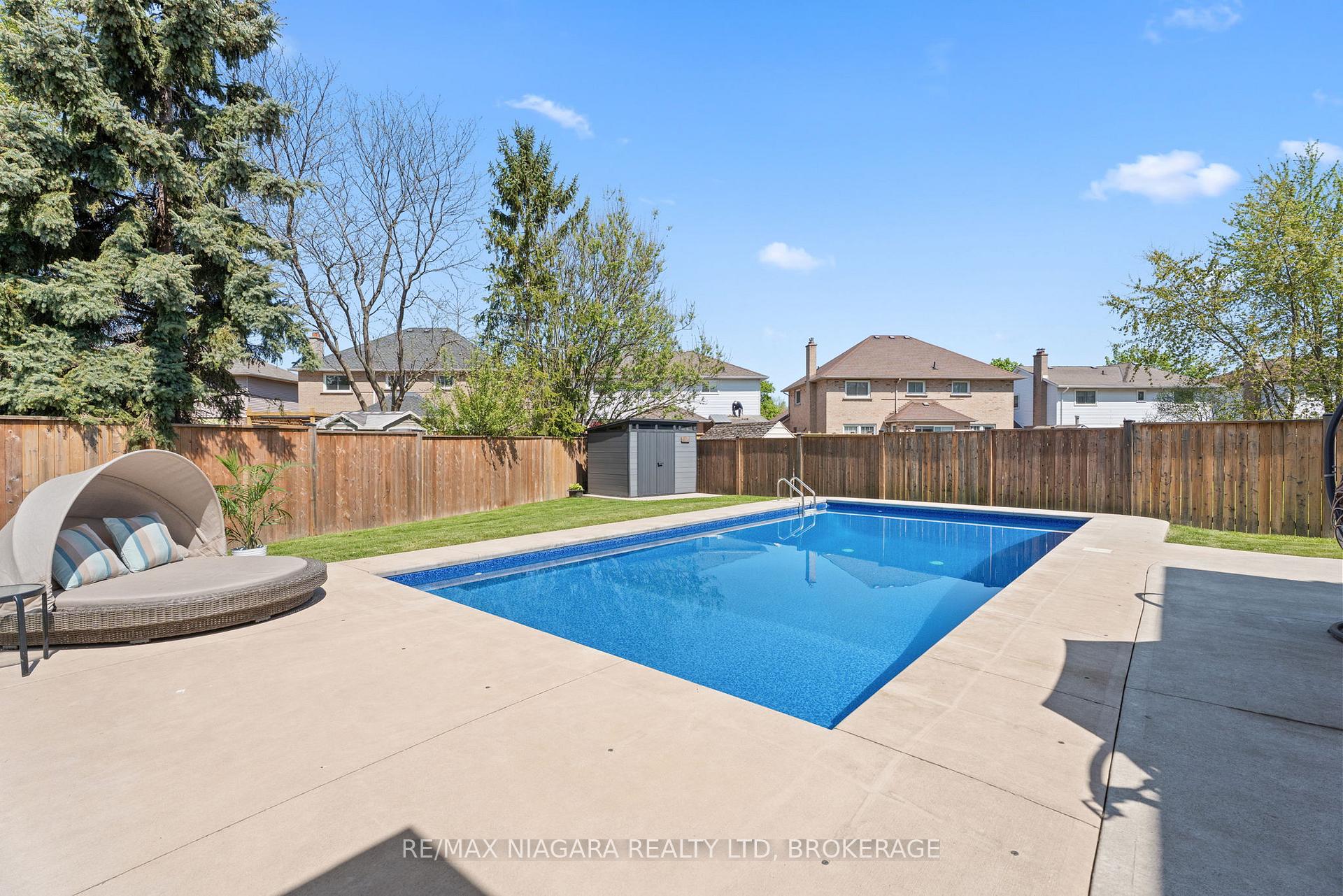 Photo 34 of 14 Walters Court, St. Catharines, Grapeview — HOMEH