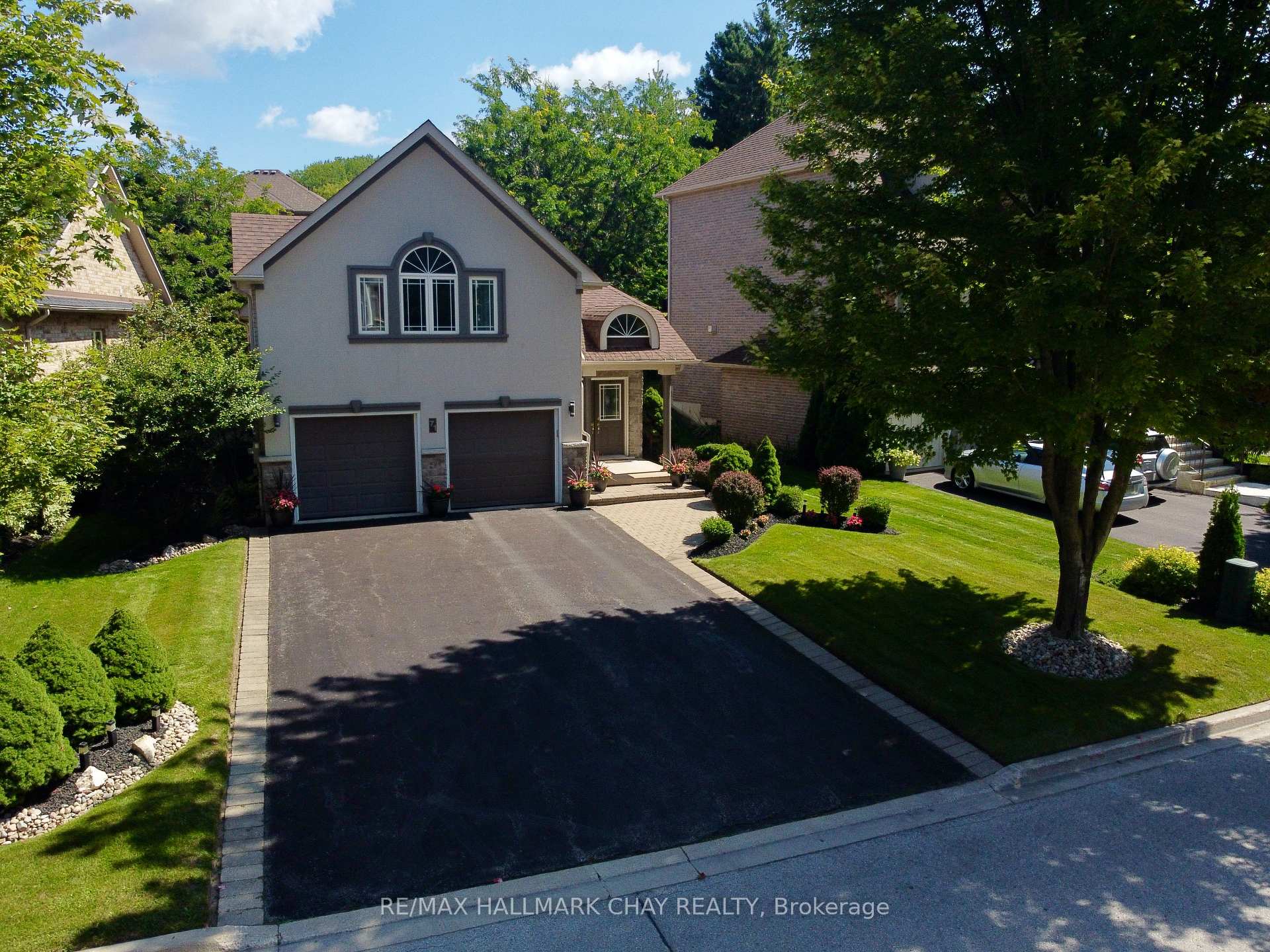 Photo 5 of 71 Cumming Drive, Barrie, Ardagh — HOMEH