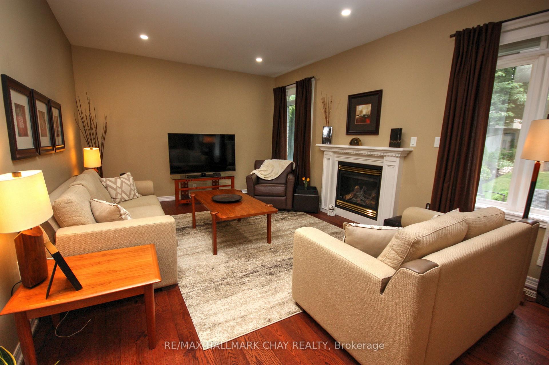 Photo 31 of 71 Cumming Drive, Barrie, Ardagh — HOMEH