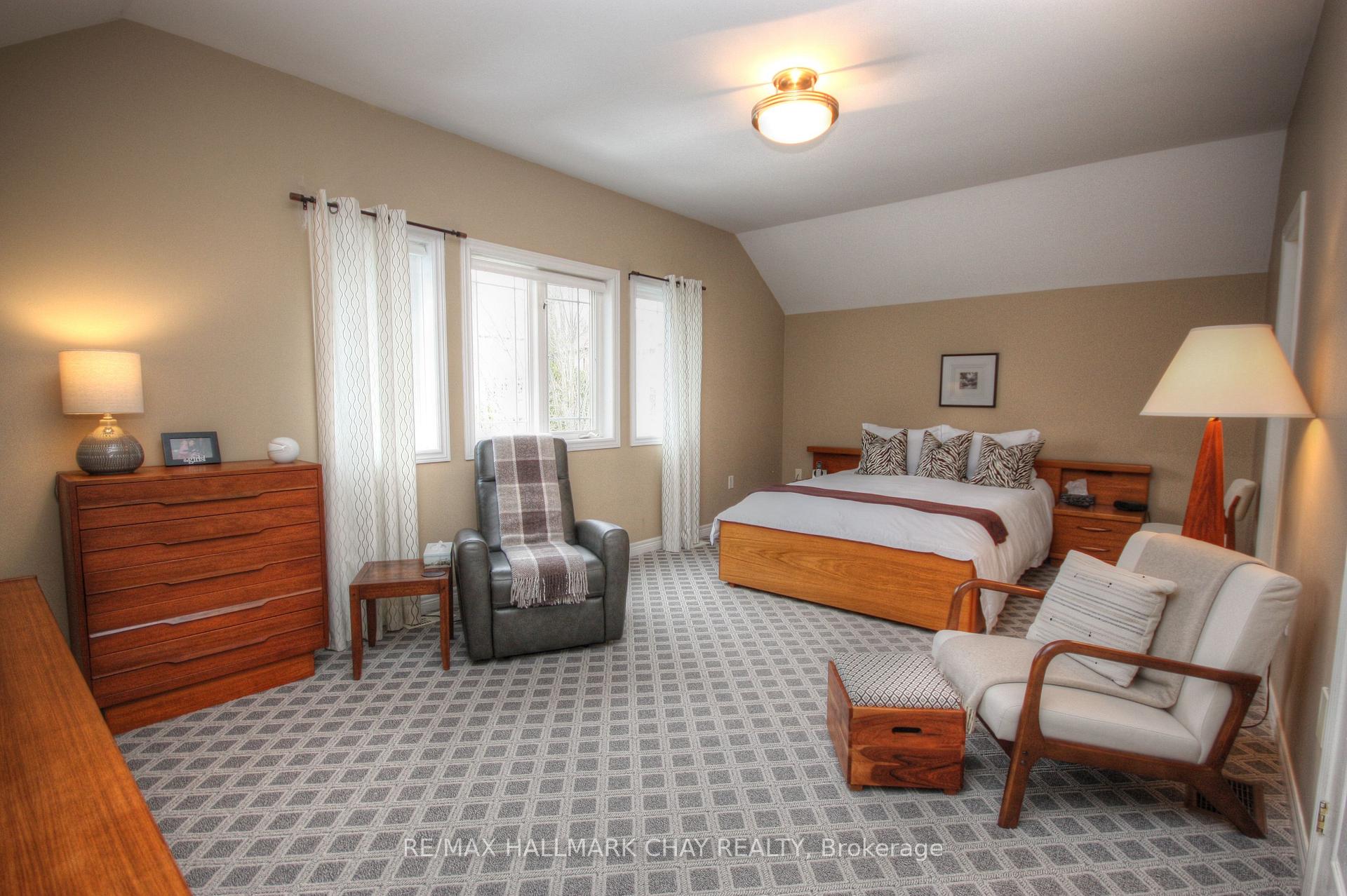 Photo 30 of 71 Cumming Drive, Barrie, Ardagh — HOMEH