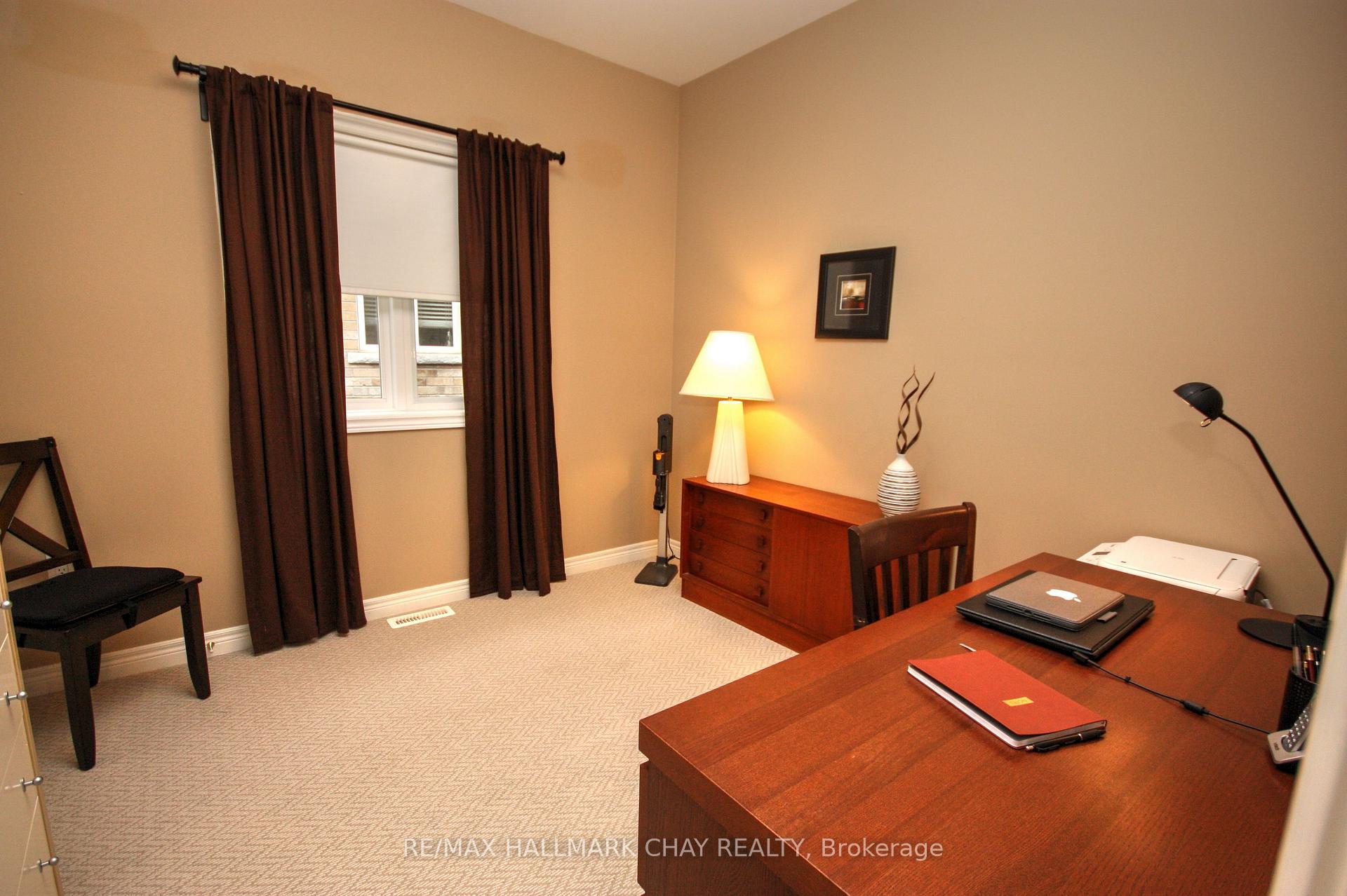 Photo 2 of 71 Cumming Drive, Barrie, Ardagh — HOMEH