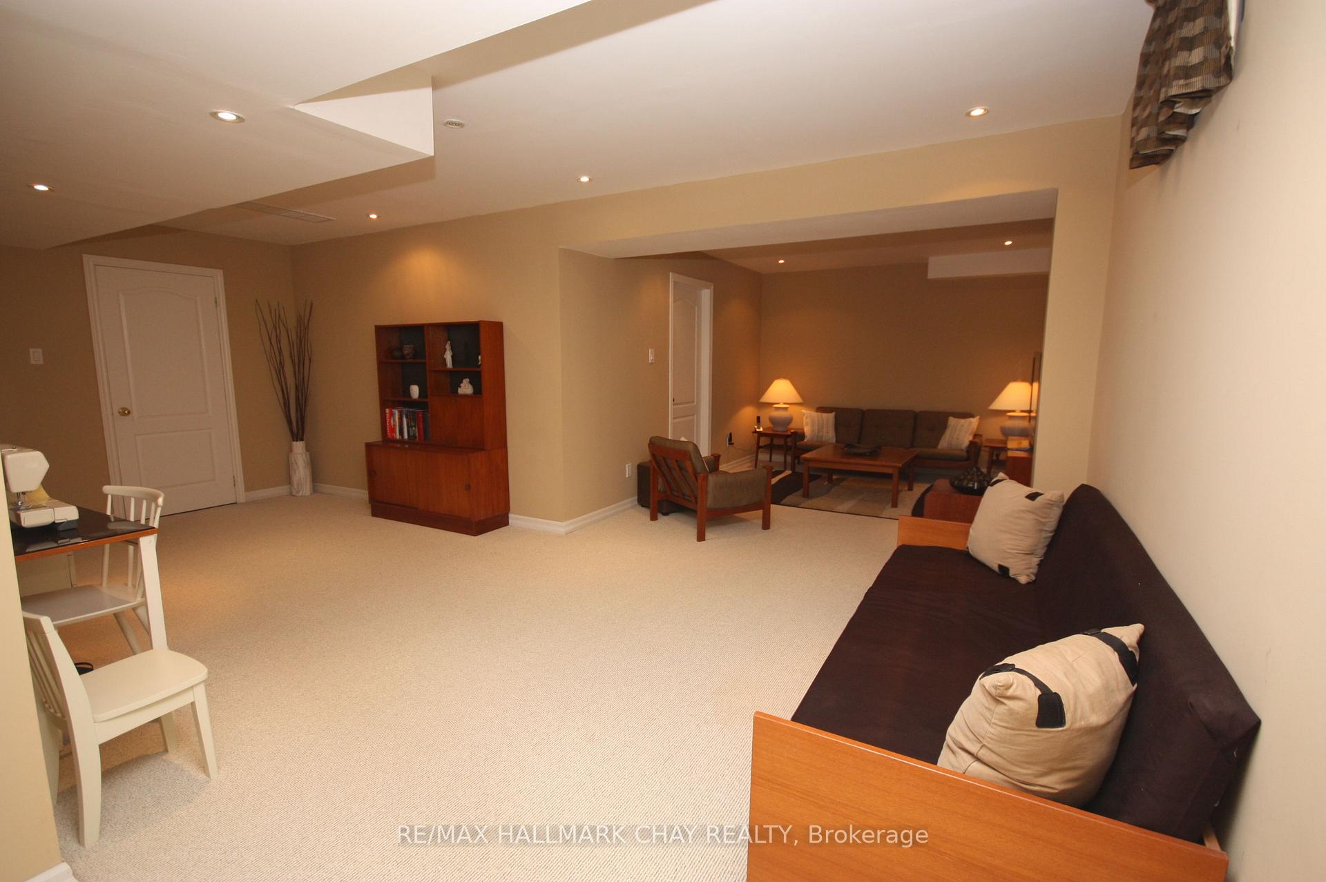 Photo 37 of 71 Cumming Drive, Barrie, Ardagh — HOMEH