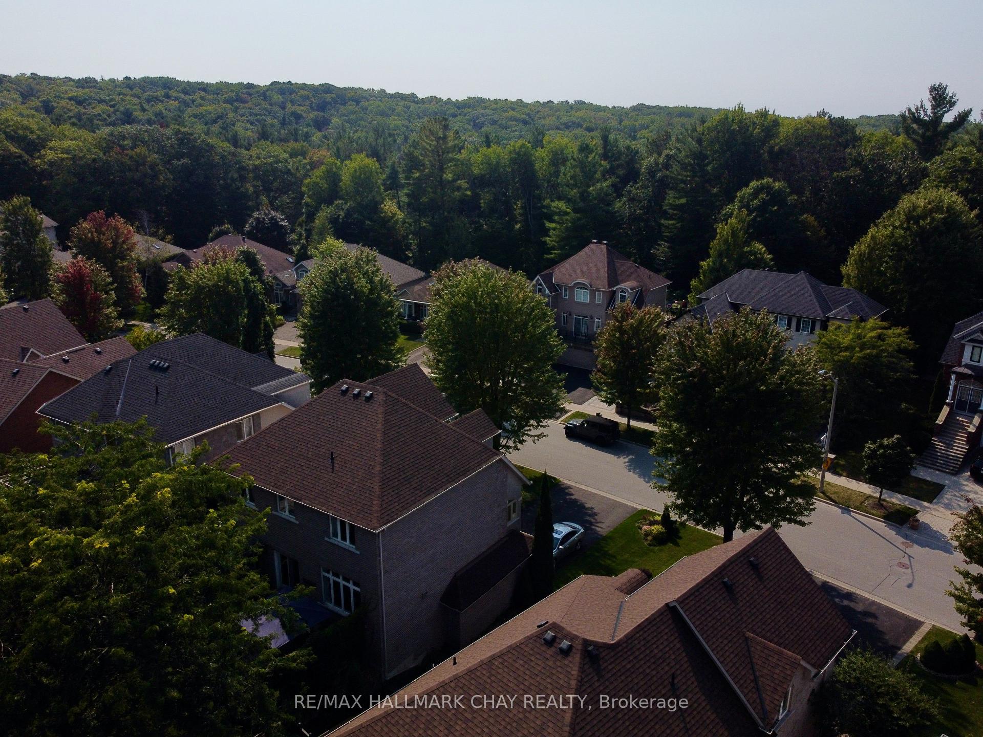 Photo 34 of 71 Cumming Drive, Barrie, Ardagh — HOMEH