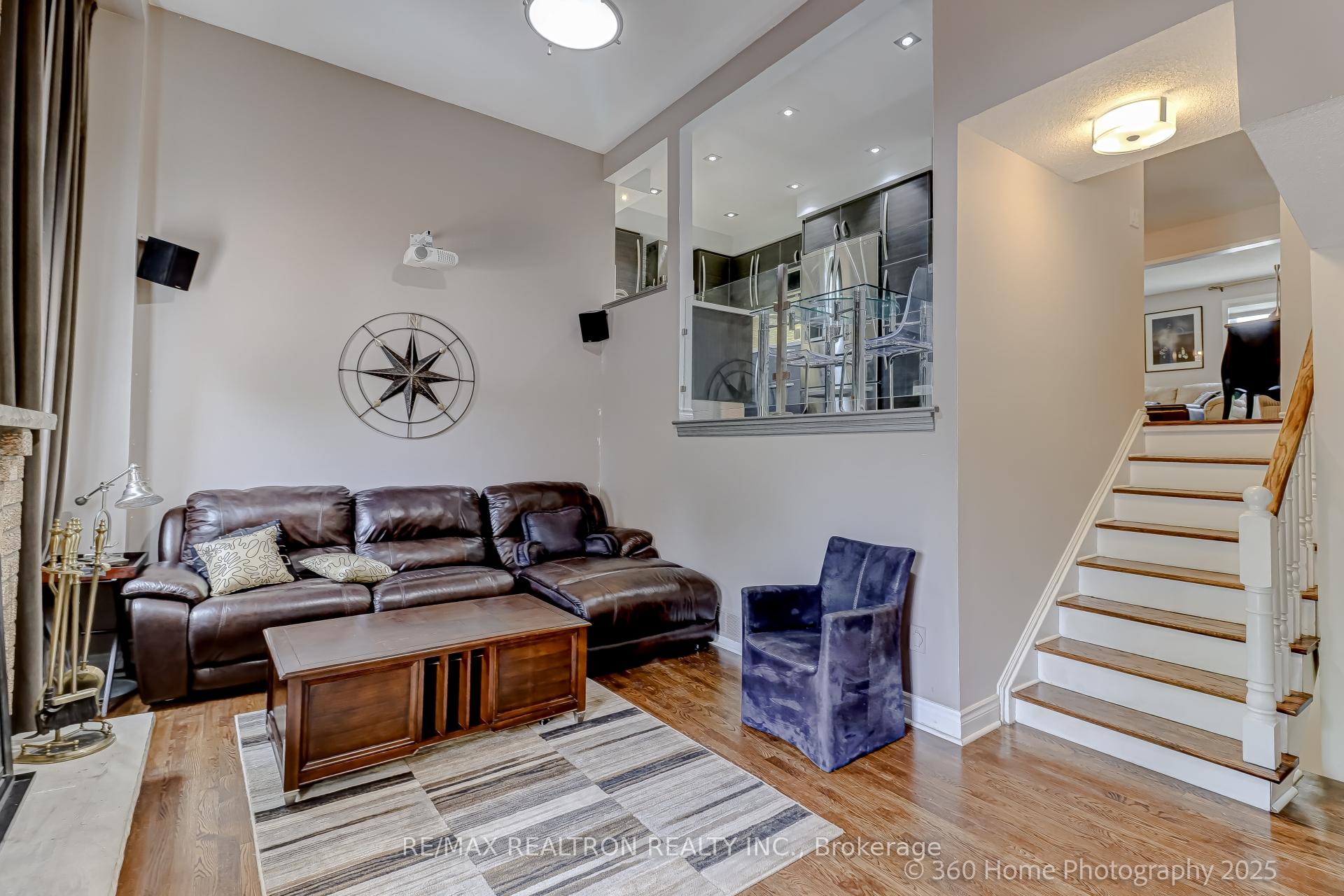 Photo 24 of 252 Charlton Avenue, Vaughan, Brownridge — HOMEH