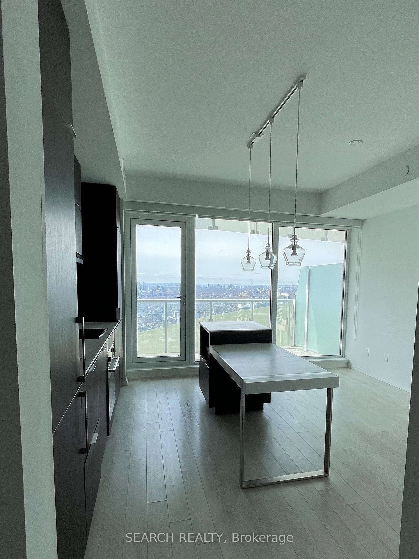 Photo 7 of Unit 5211, 197 Yonge Street, Toronto, Church-Yonge Corridor — HOMEH