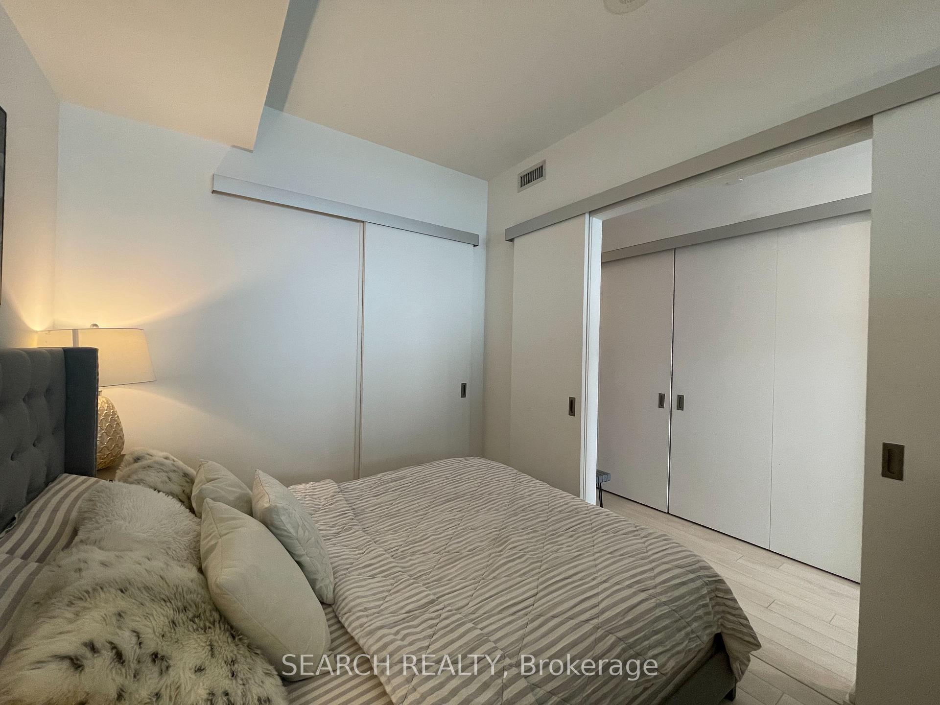 Photo 15 of Unit 5211, 197 Yonge Street, Toronto, Church-Yonge Corridor — HOMEH