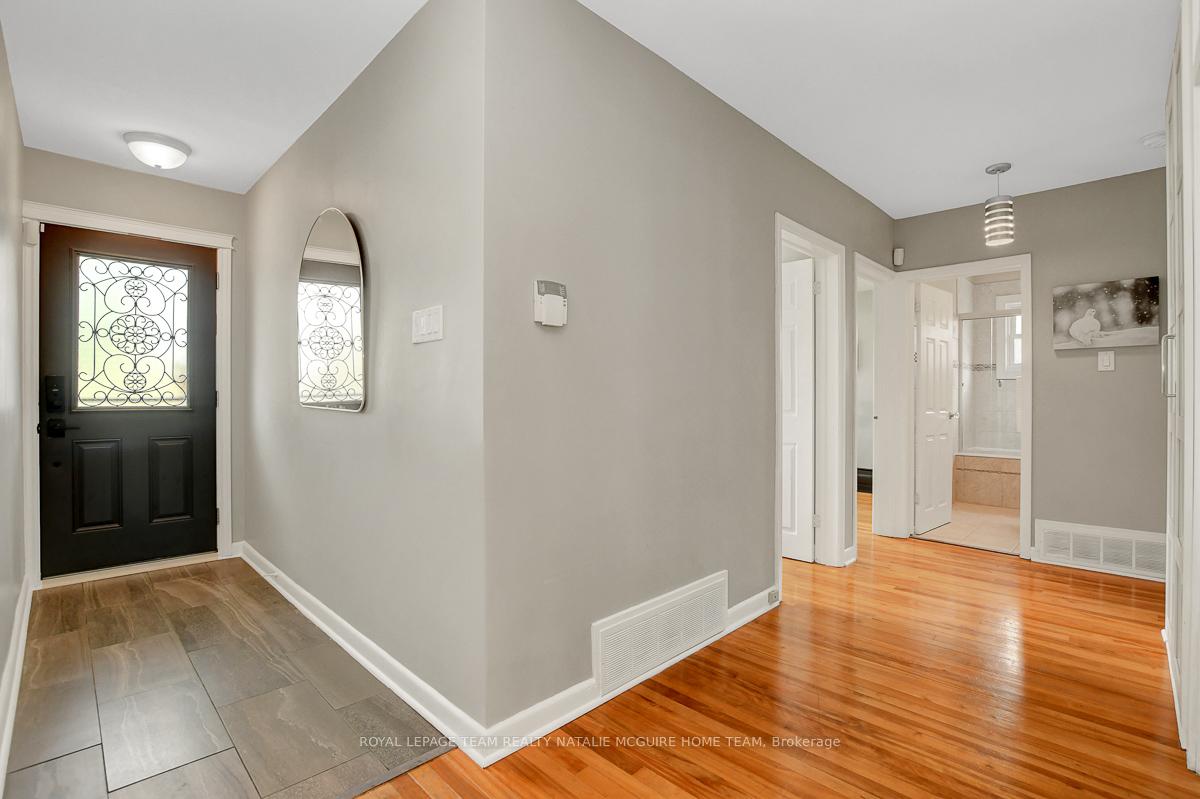Photo 2 of 1102 Bedbrooke Street, Ottawa, Bel Air Park — HOMEH