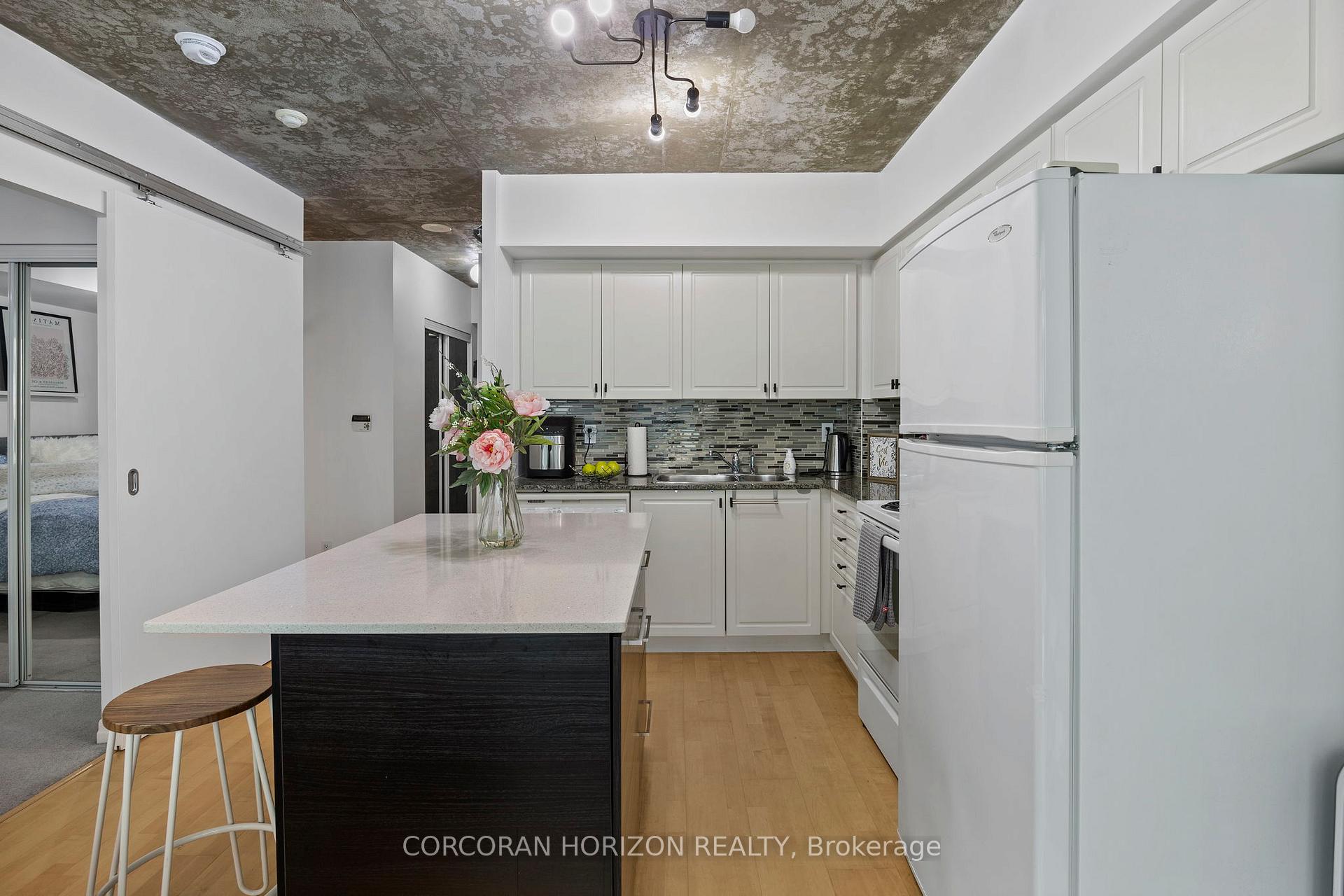 Photo 16 of Unit 507, 22 Wellesley Street E, Toronto, Church-Yonge Corridor — HOMEH