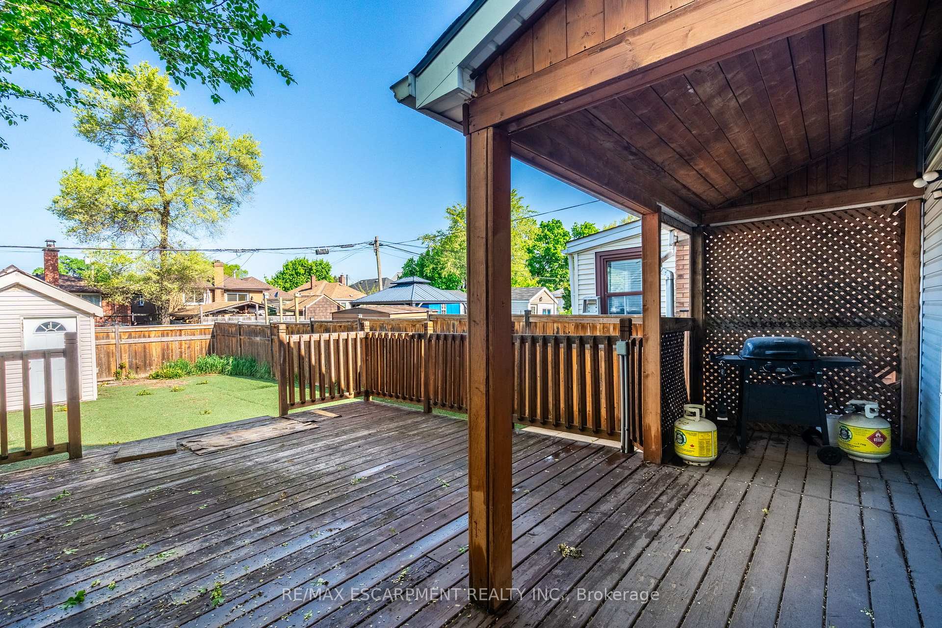 Photo 32 of 79 Graham Avenue N, Hamilton, Crown Point — HOMEH