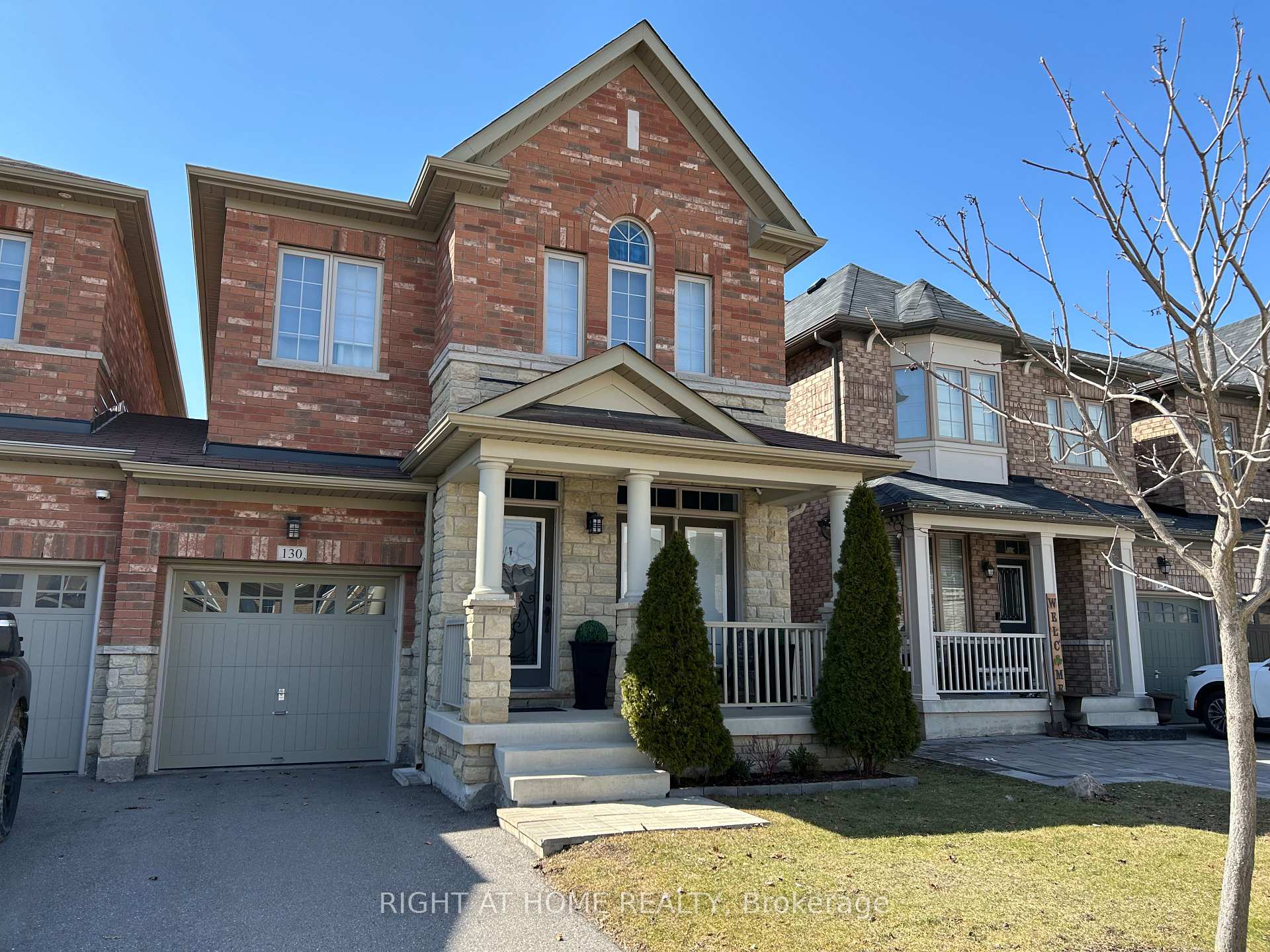 Photo 7 of 130 Pelee Avenue, Vaughan, Kleinburg — HOMEH