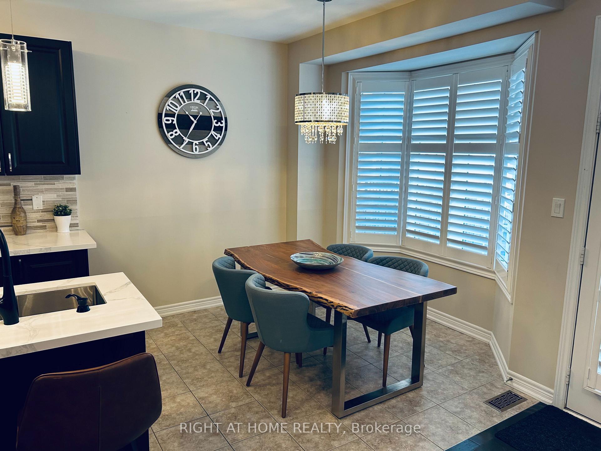 Photo 27 of 130 Pelee Avenue, Vaughan, Kleinburg — HOMEH