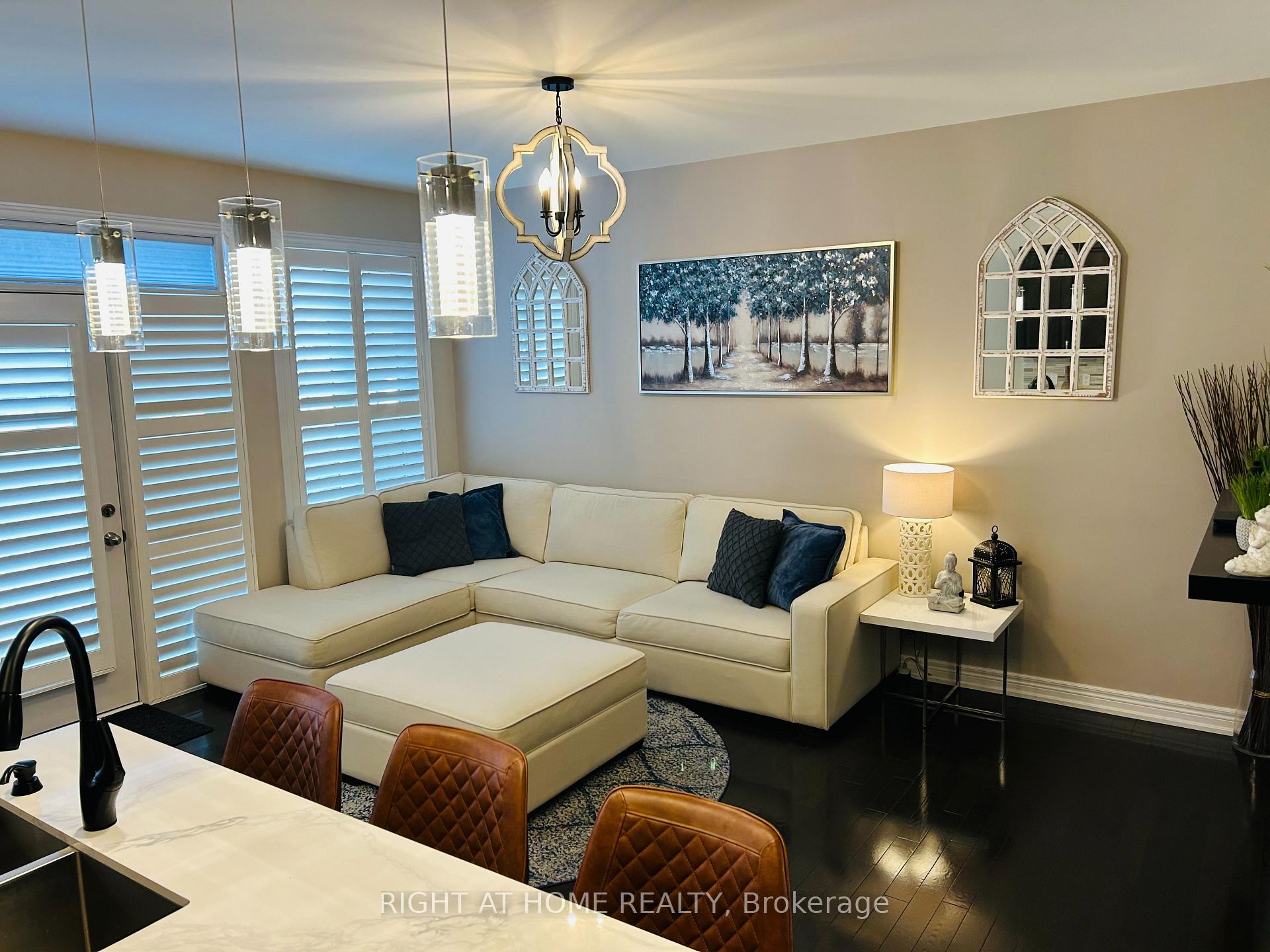 Photo 19 of 130 Pelee Avenue, Vaughan, Kleinburg — HOMEH